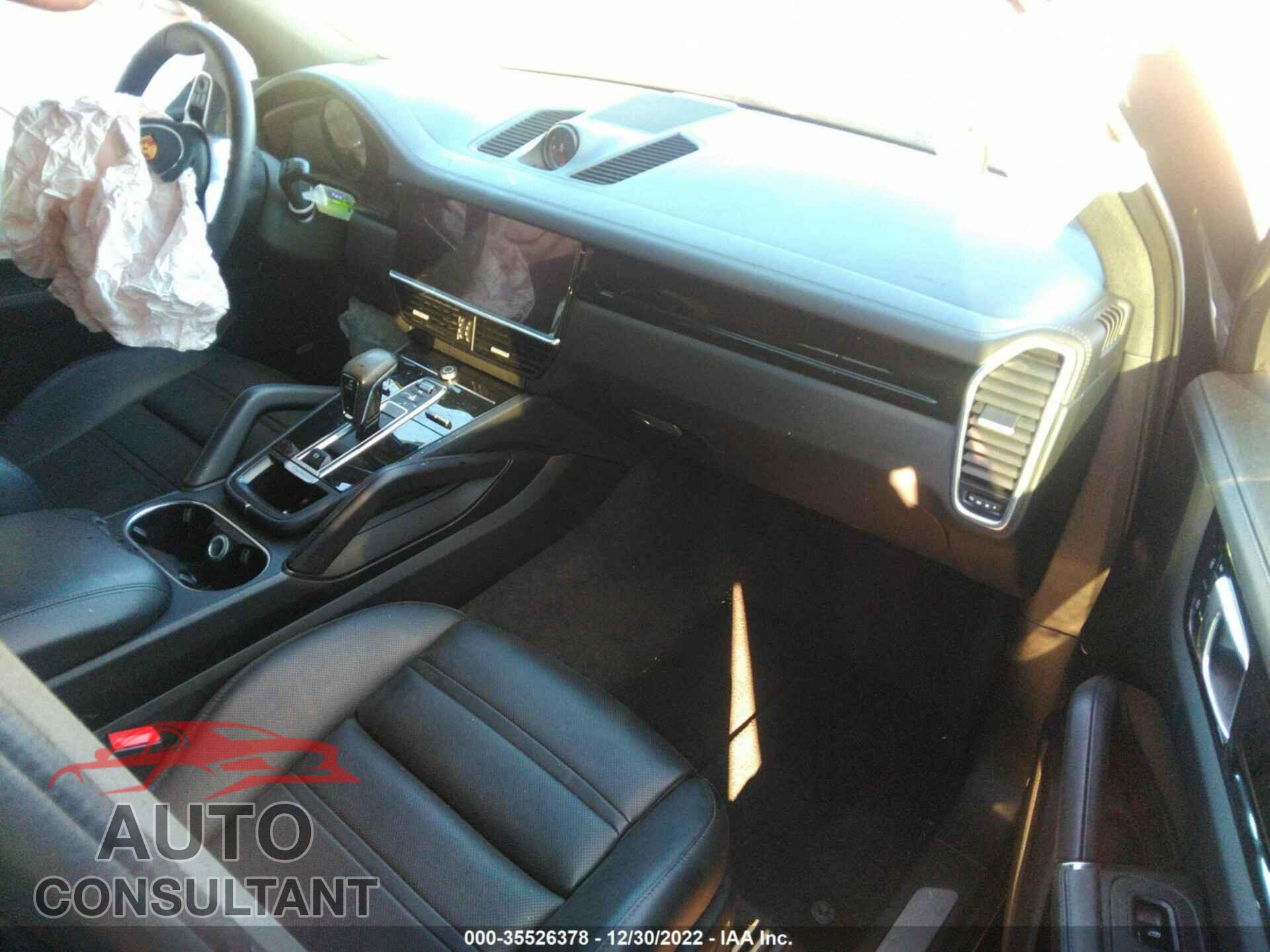 PORSCHE CAYENNE 2021 - WP1AA2AY5MDA04124