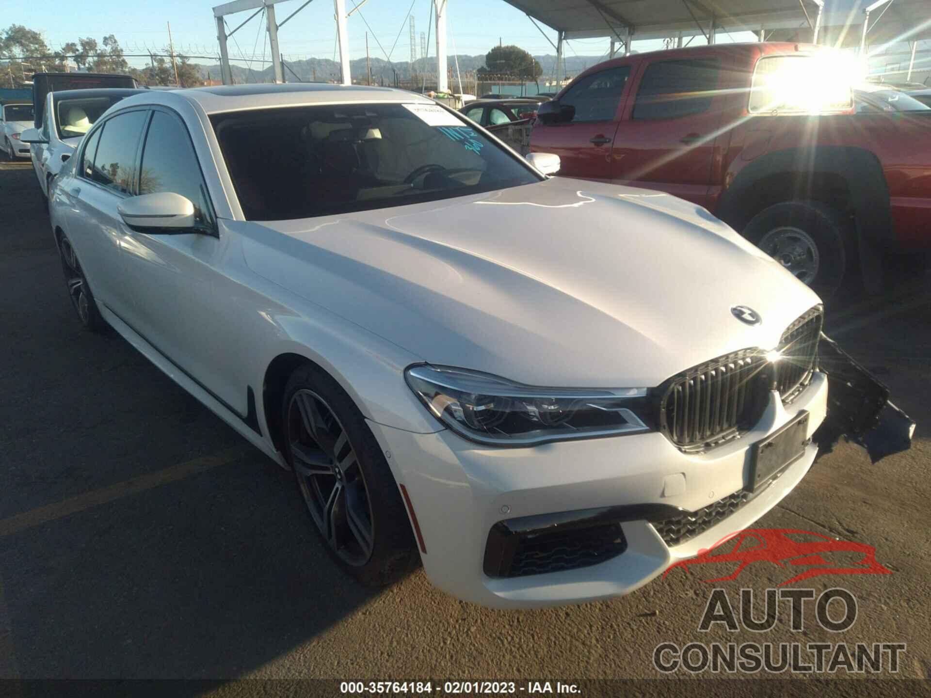 BMW 7 SERIES 2018 - WBA7F0C56JGM22803