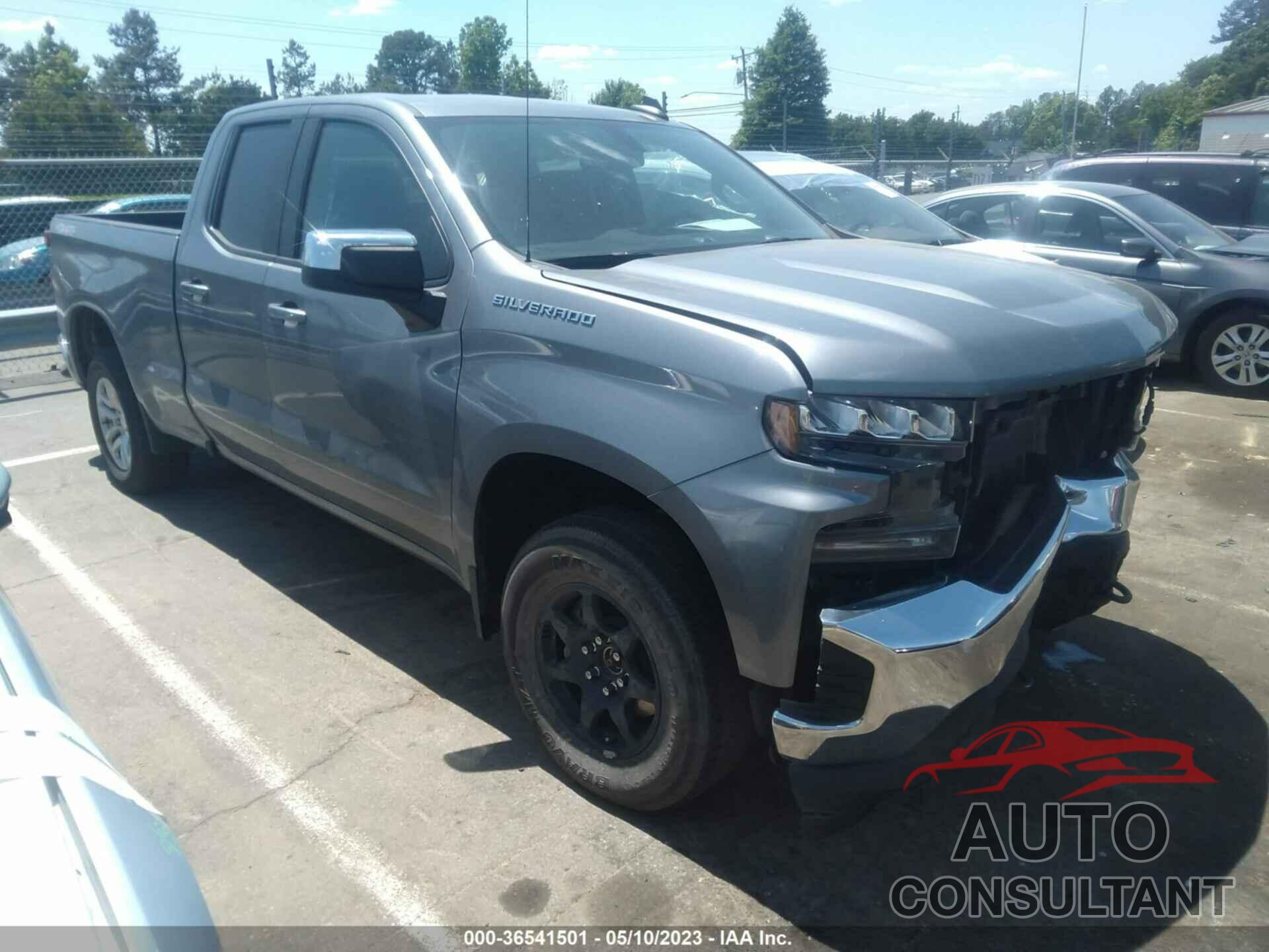 CHEVROLET SILVERADO 1500 2020 - 1GCRYDED8LZ149517