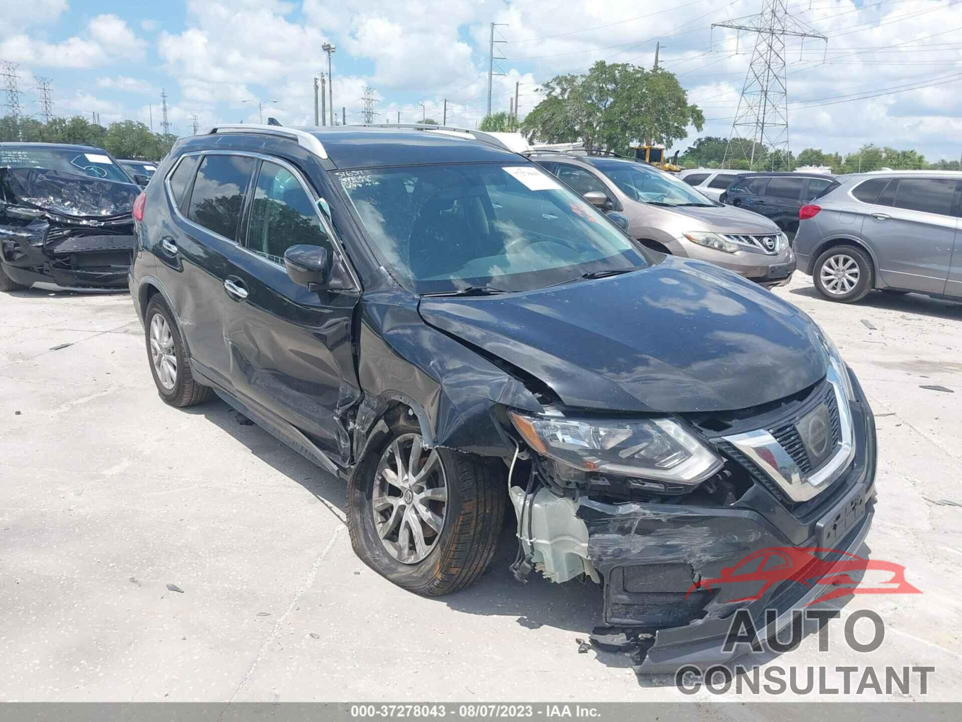 NISSAN ROGUE 2017 - KNMAT2MVXHP589400