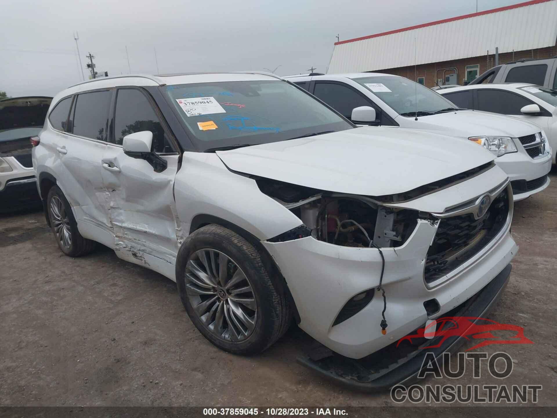 TOYOTA HIGHLANDER 2022 - 5TDEBRCH8NS097636