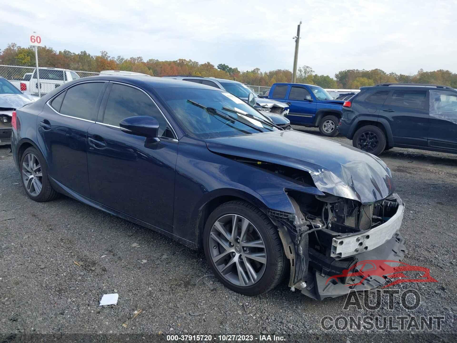 LEXUS IS 2018 - JTHC81D24J5025963