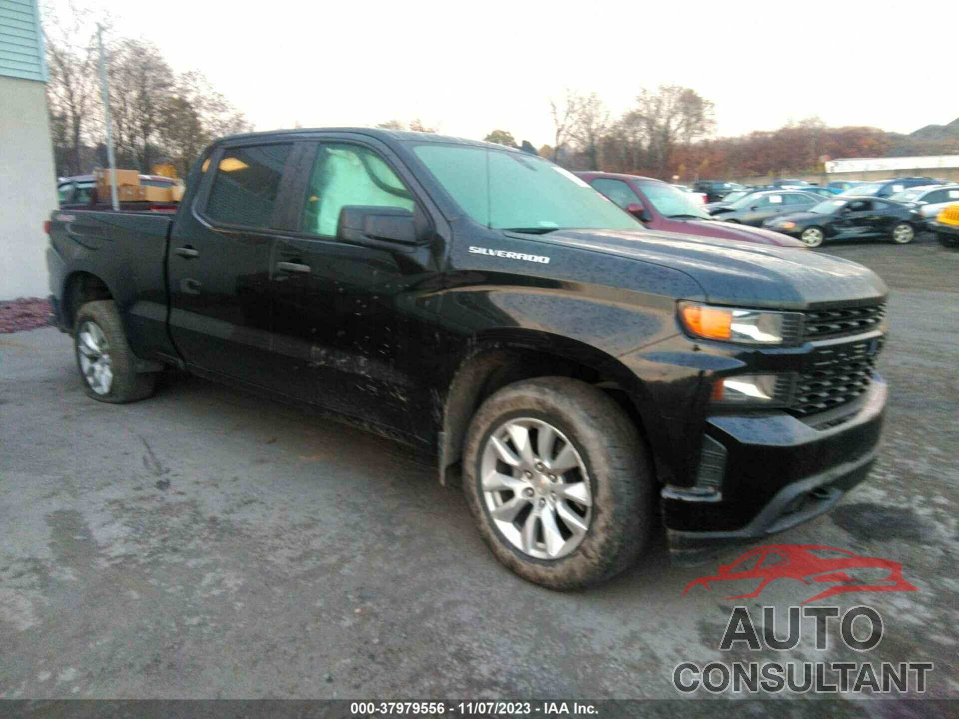 CHEVROLET SILVERADO 1500 2021 - 1GCPYBEK0MZ394176