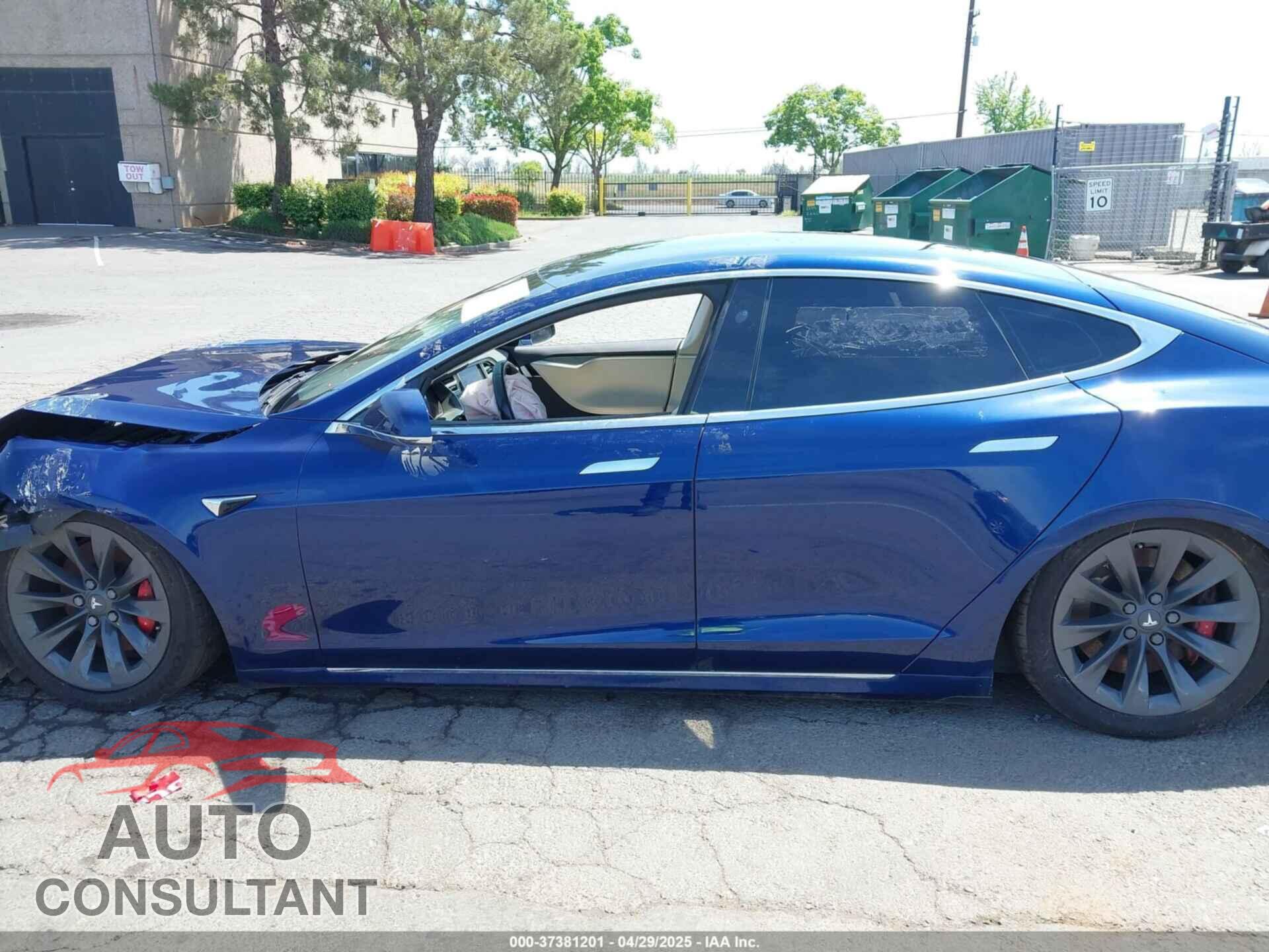 TESLA MODEL S 2017 - 5YJSA1E44HF220391