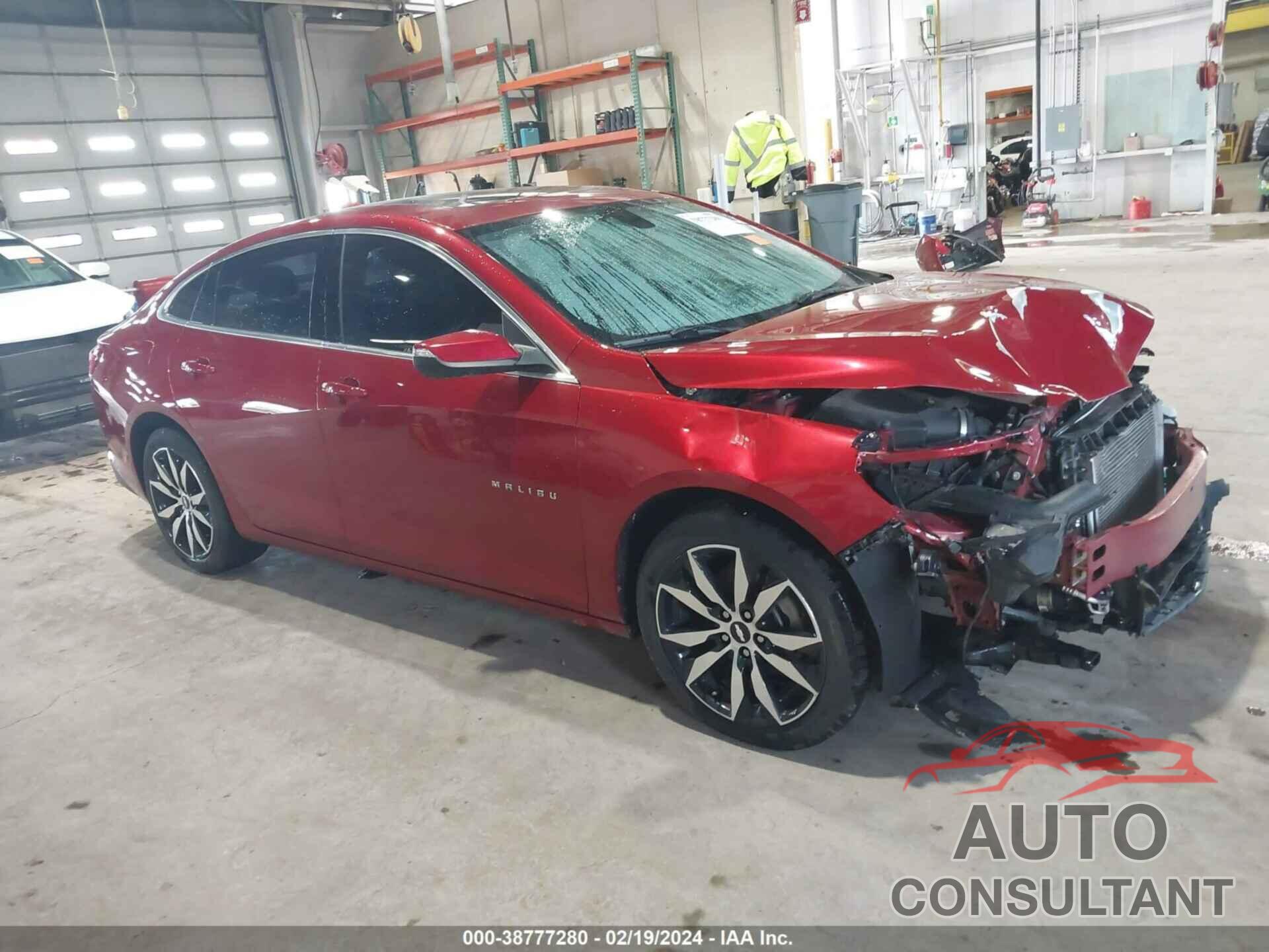 CHEVROLET MALIBU 2016 - 1G1ZE5ST4GF322038