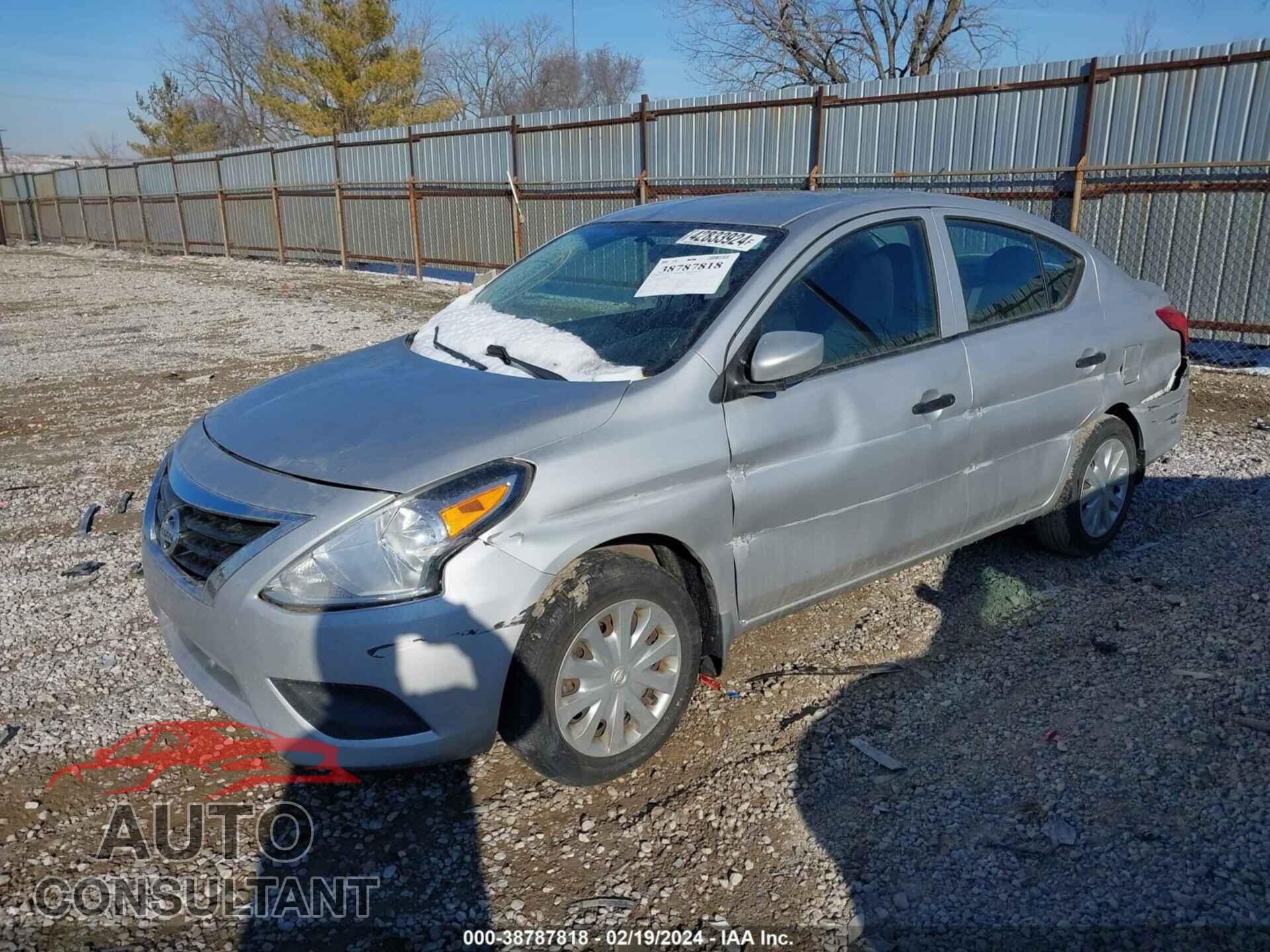 NISSAN VERSA 2017 - 3N1CN7AP3HL844067