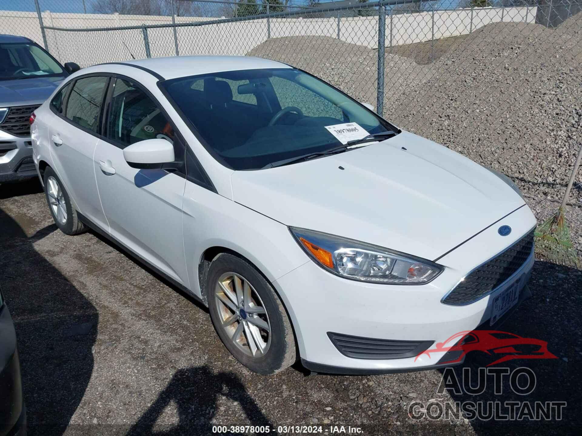 FORD FOCUS 2018 - 1FADP3F2XJL328703