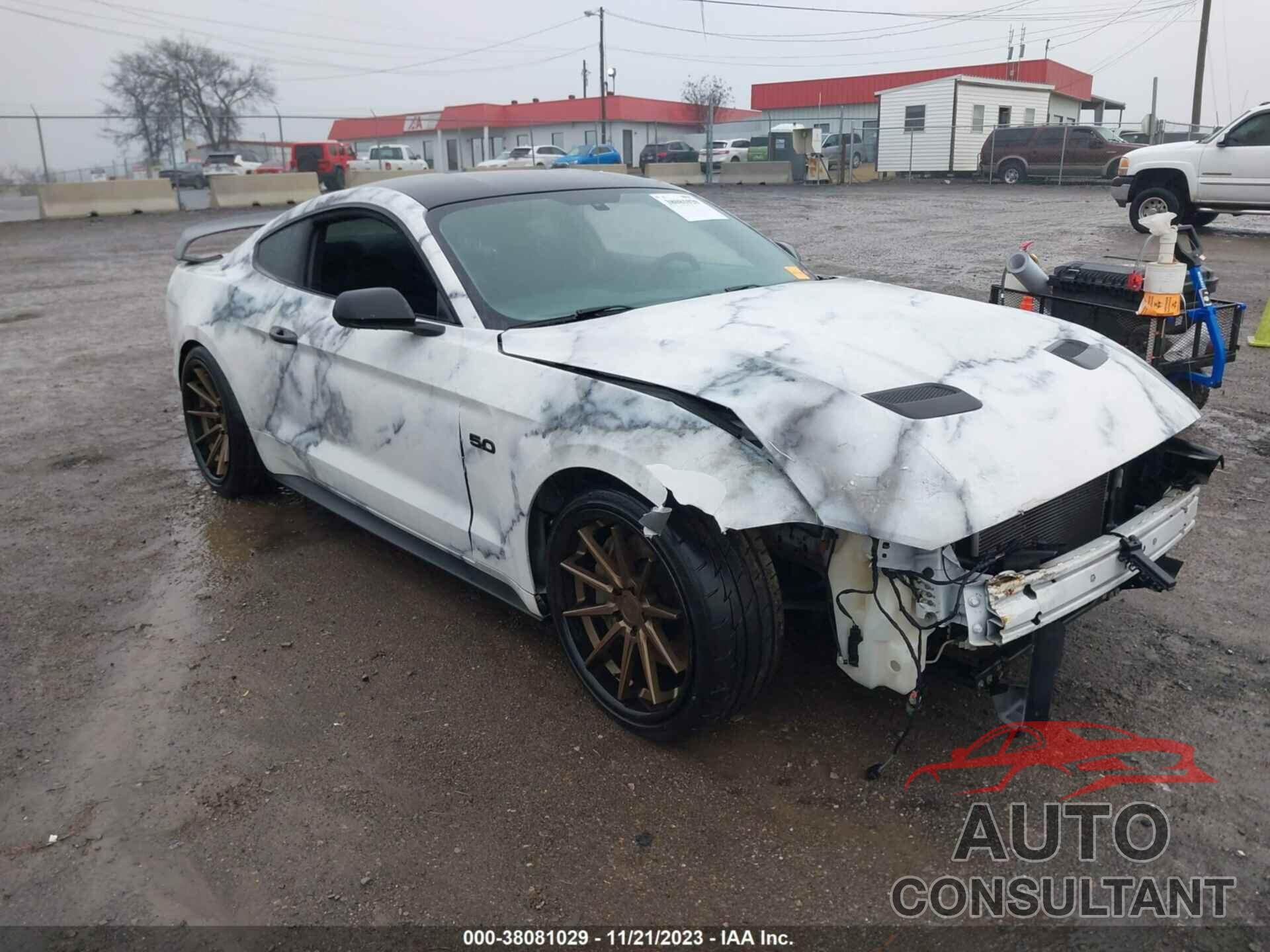 FORD MUSTANG 2018 - 1FA6P8CF4J5137229