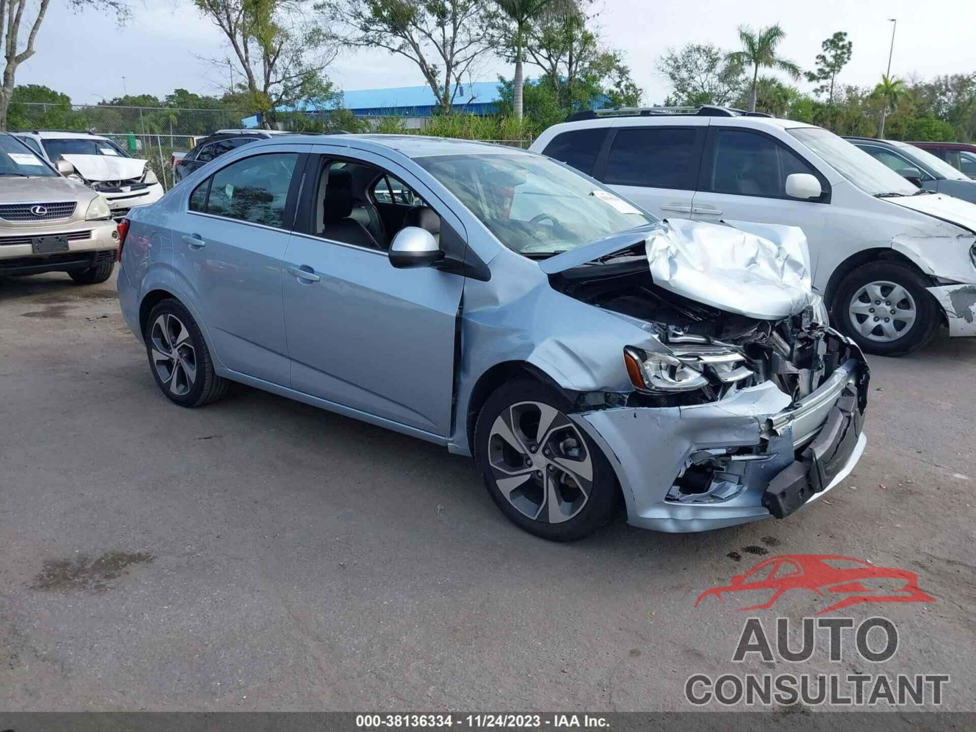 CHEVROLET SONIC 2018 - 1G1JF5SB0J4107406