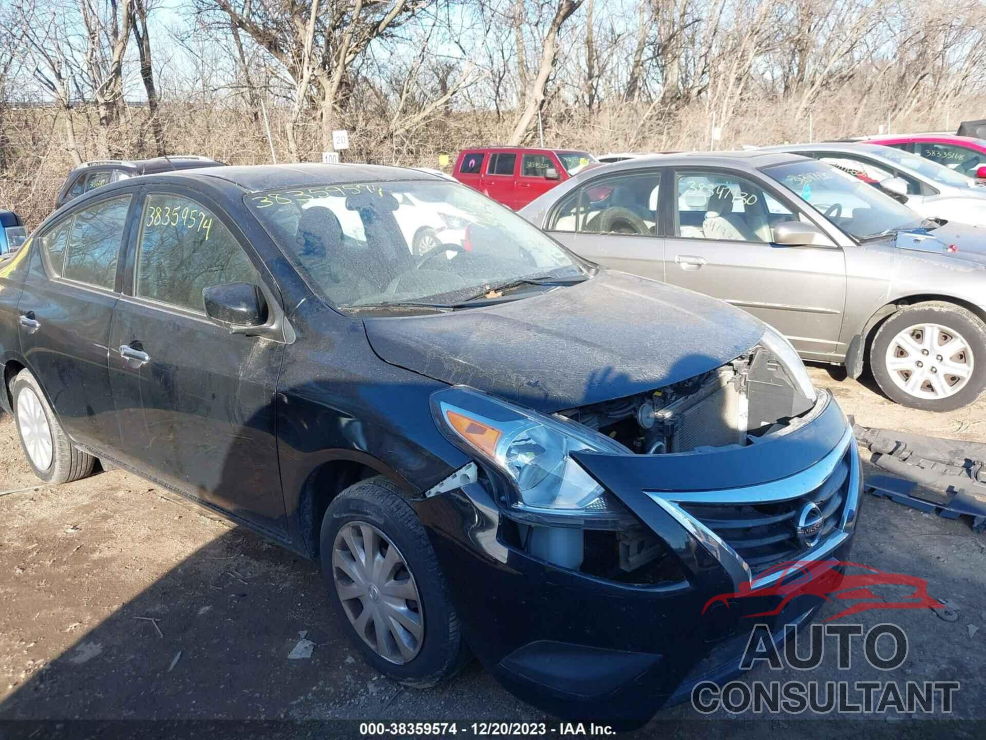 NISSAN VERSA 2018 - 3N1CN7AP0JL814210