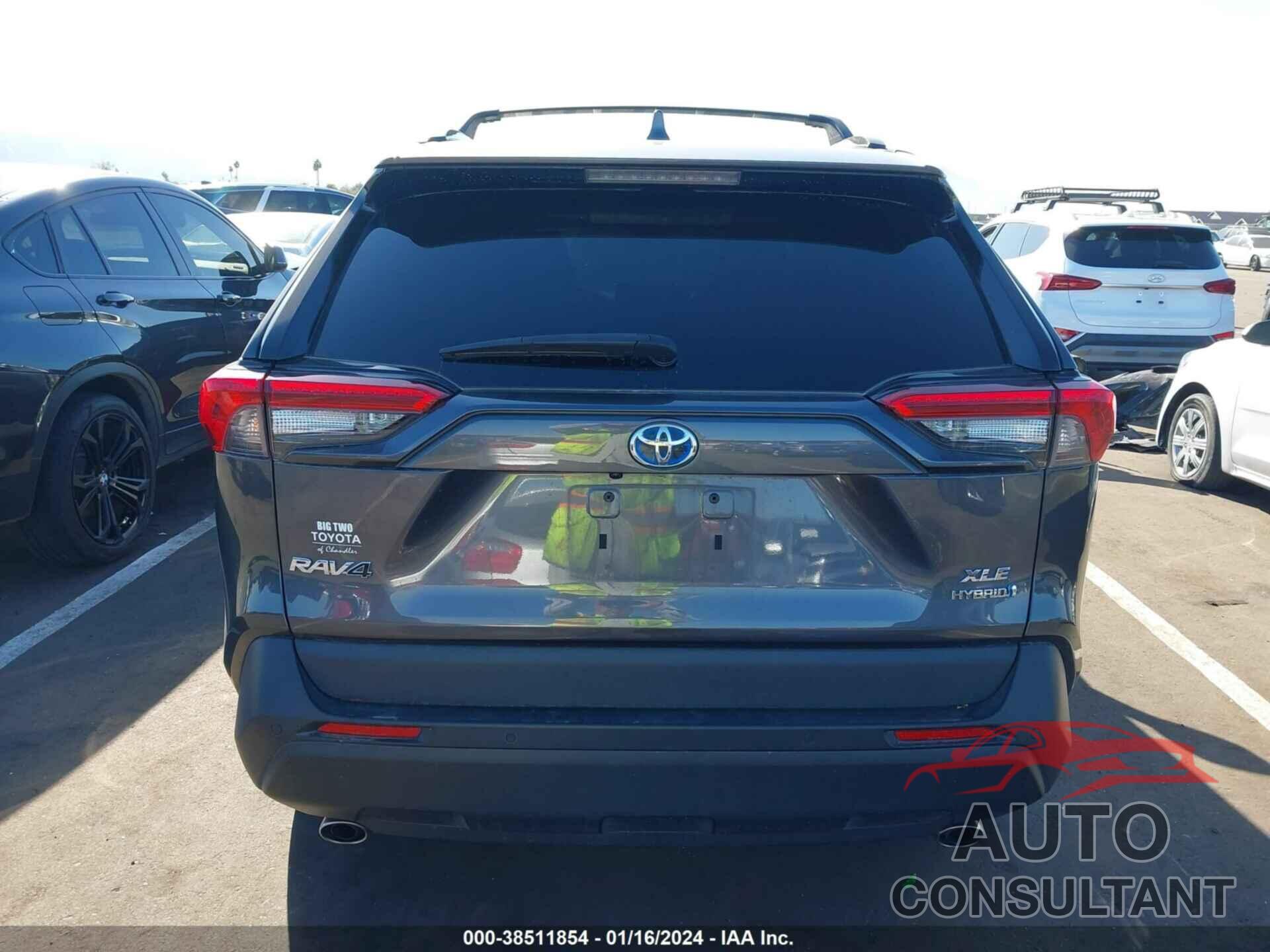 TOYOTA RAV4 2021 - 2T3B6RFV2MW018810