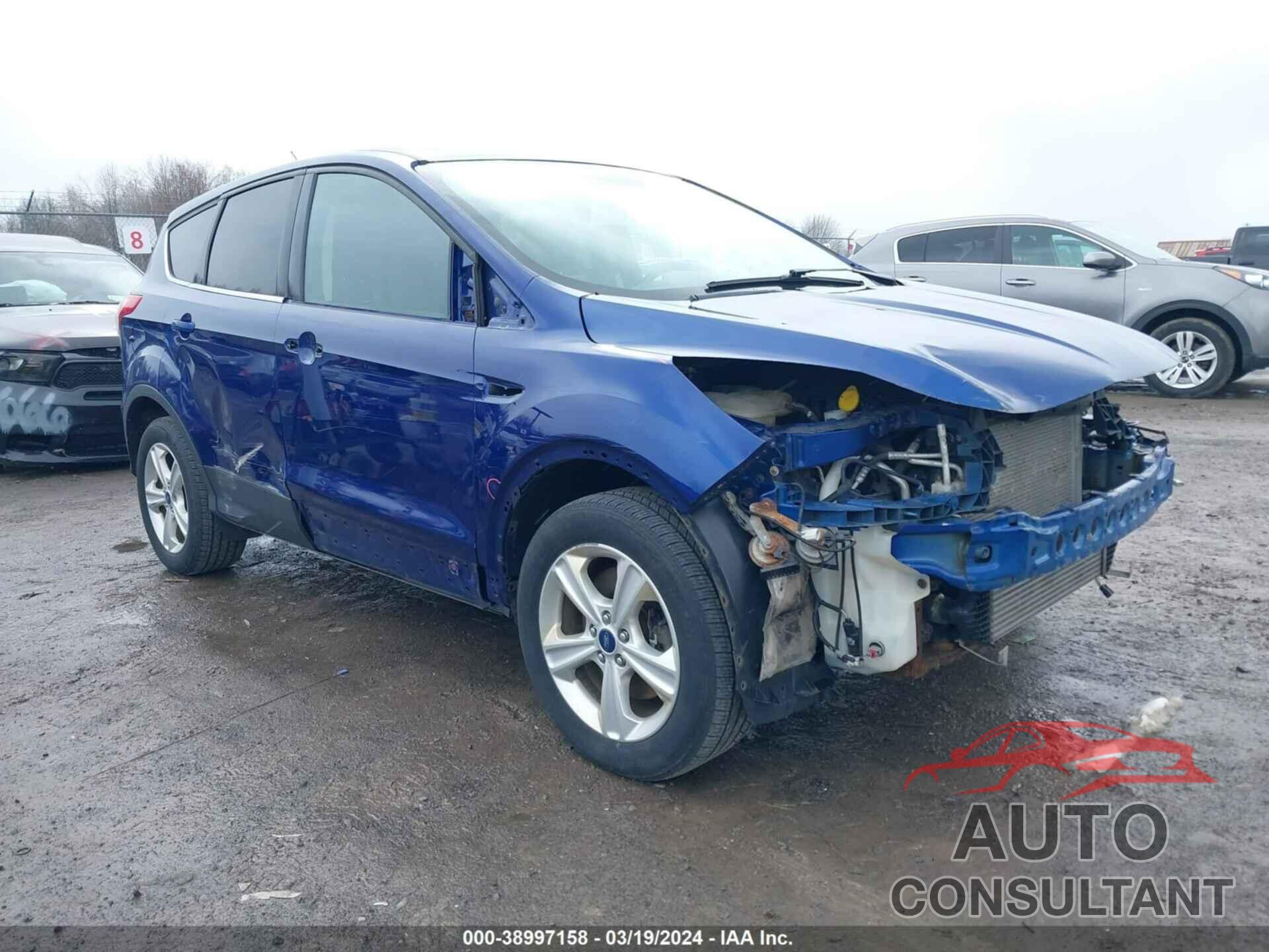 FORD ESCAPE 2016 - 1FMCU9GX7GUB92587