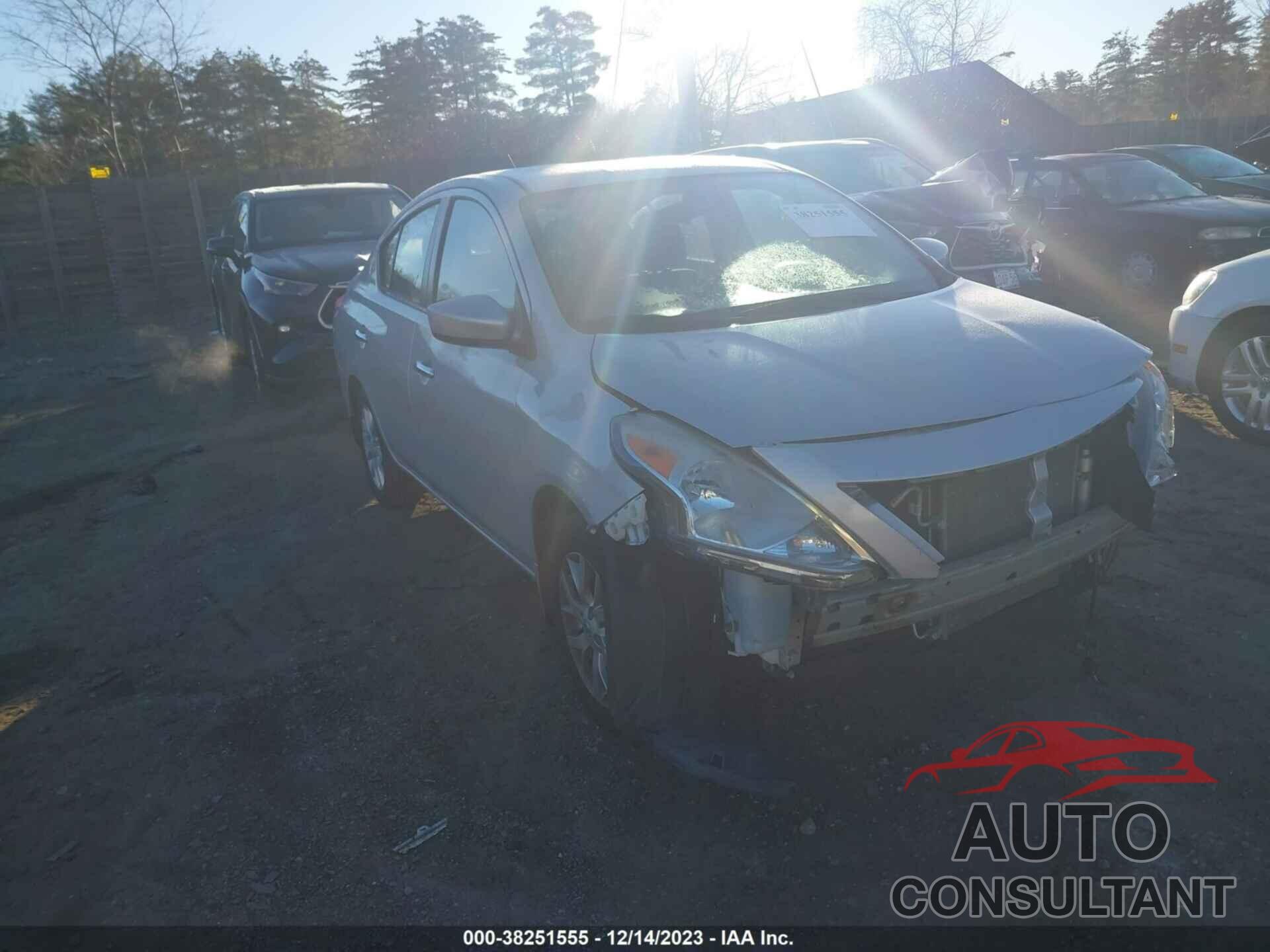 NISSAN VERSA 2018 - 3N1CN7AP3JL884137