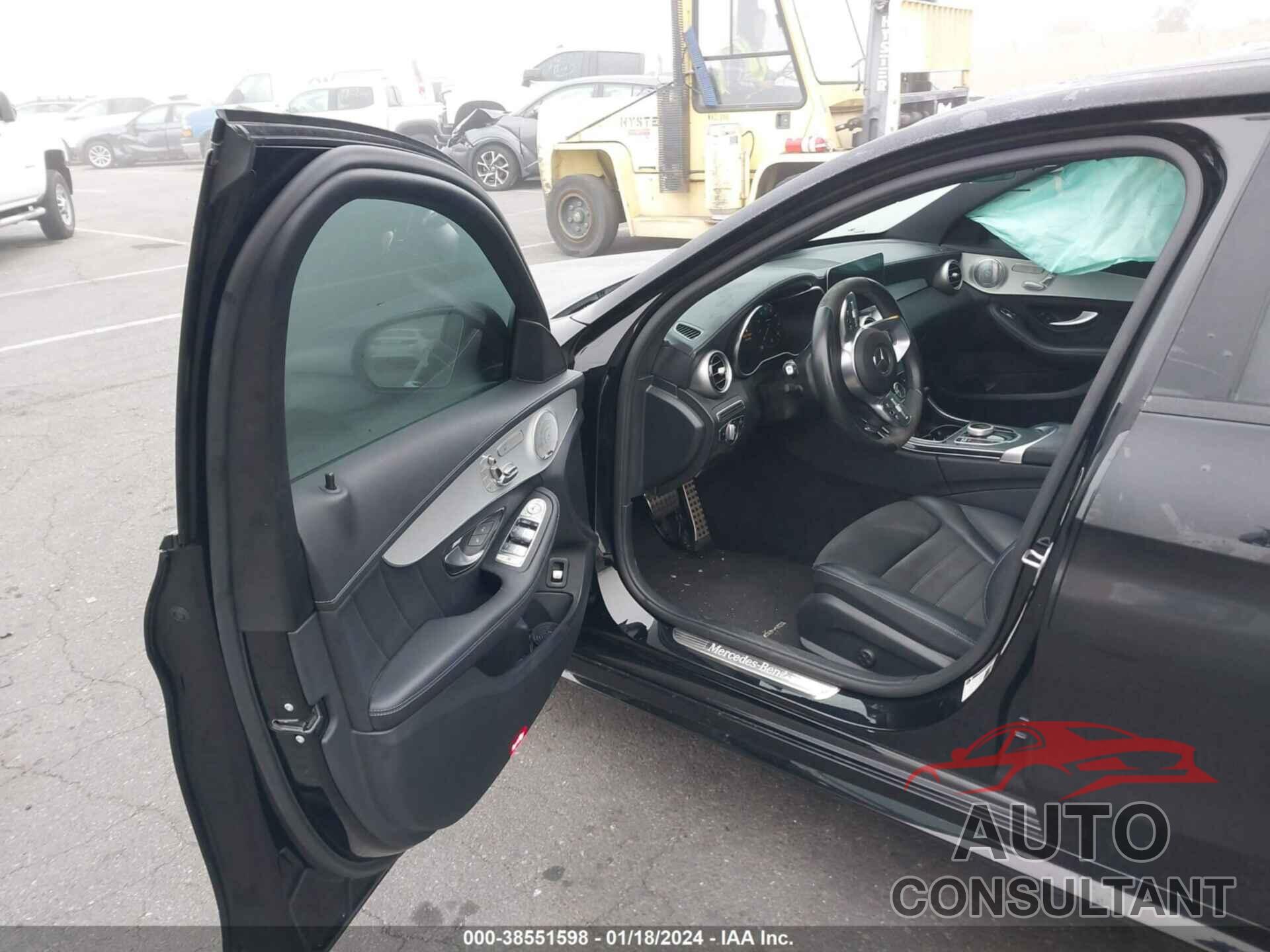 MERCEDES-BENZ C 300 2021 - W1KWF8DB9MR636443