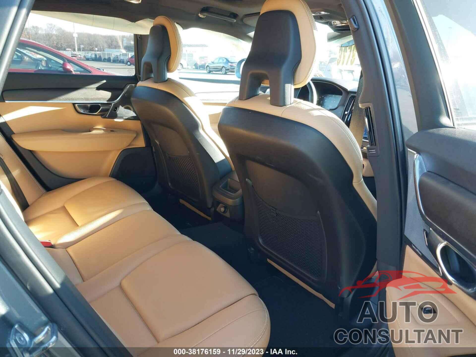 VOLVO V90 CROSS COUNTRY 2018 - YV4A22NL0J1024885