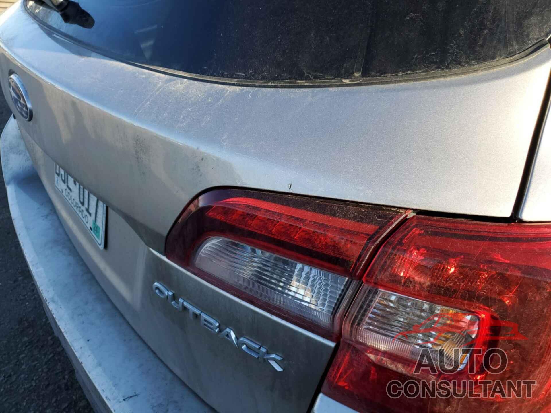 SUBARU OUTBACK 2019 - 4S4BSAFC0K3257778