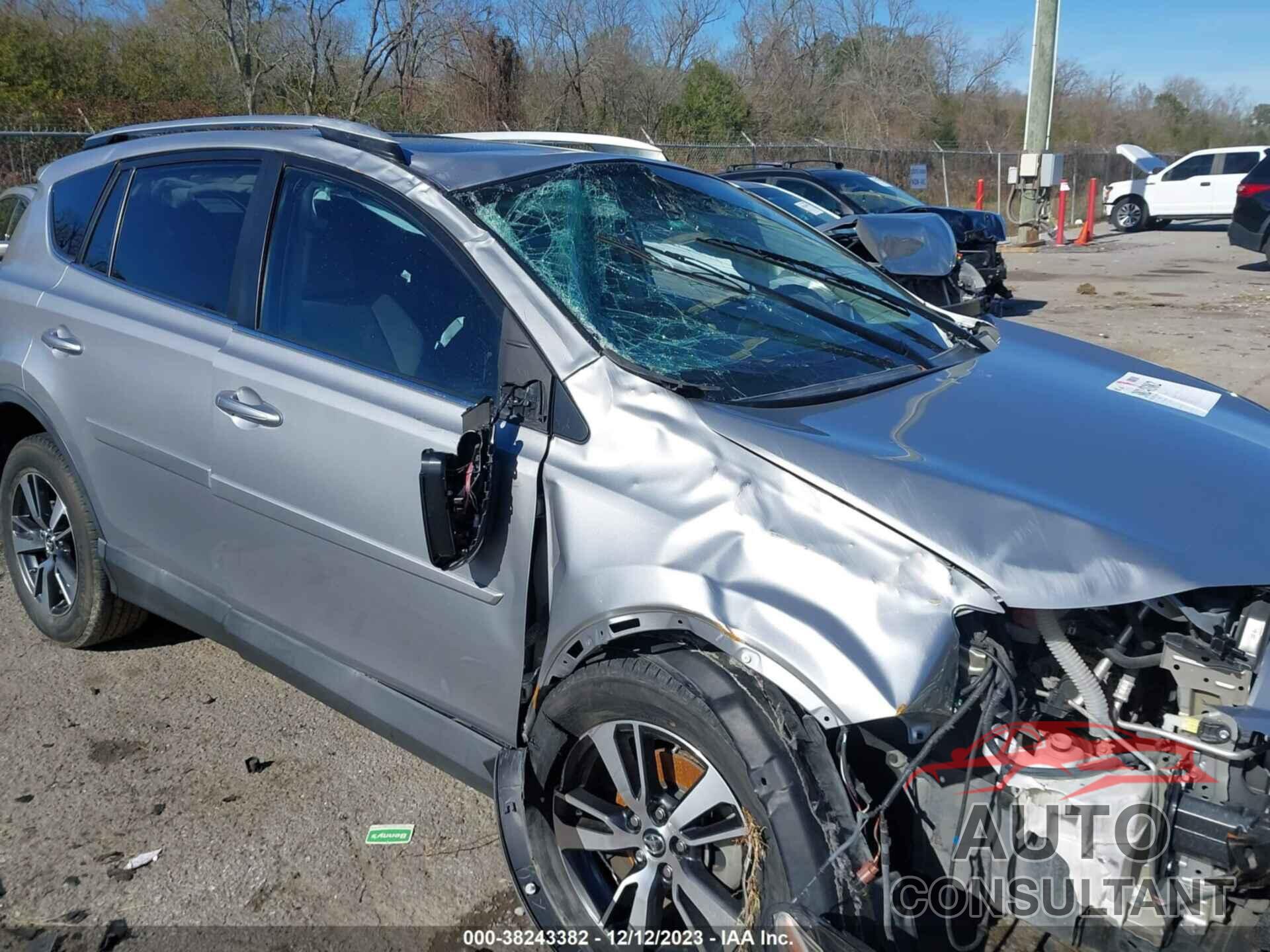 TOYOTA RAV4 2016 - 2T3WFREV4GW276804