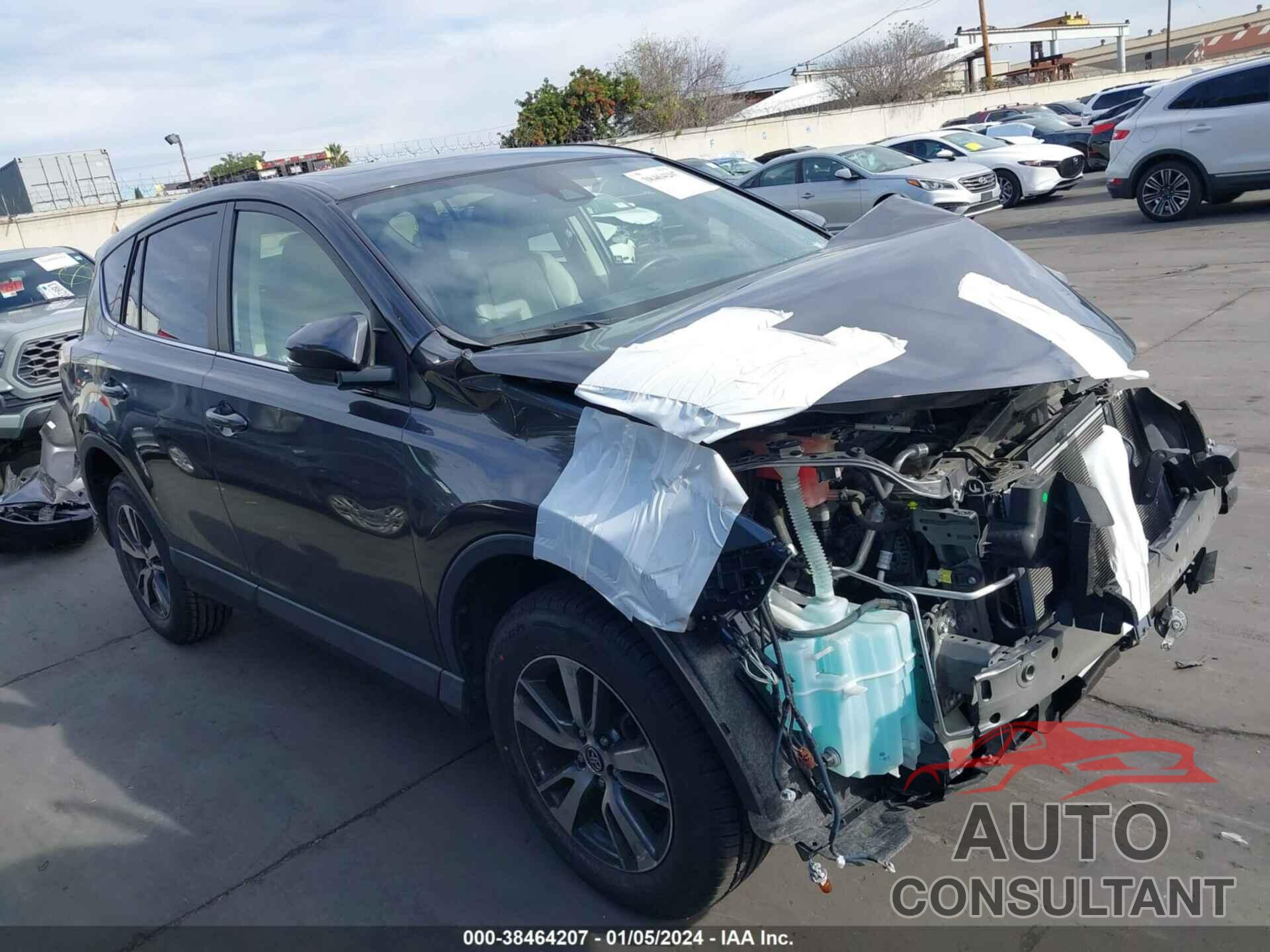 TOYOTA RAV4 2018 - JTMWFREV5JJ723050