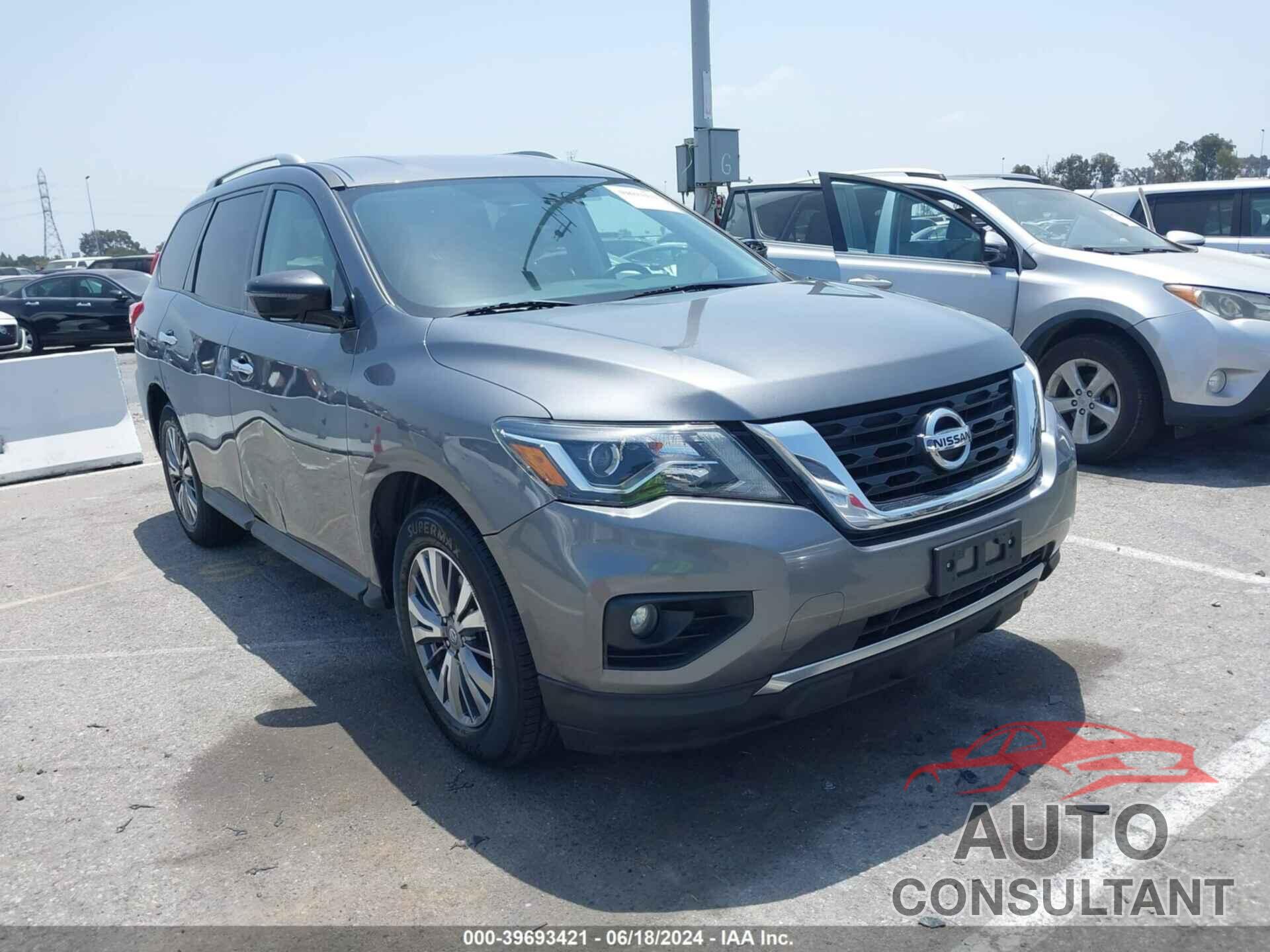 NISSAN PATHFINDER 2019 - 5N1DR2MN3KC617012