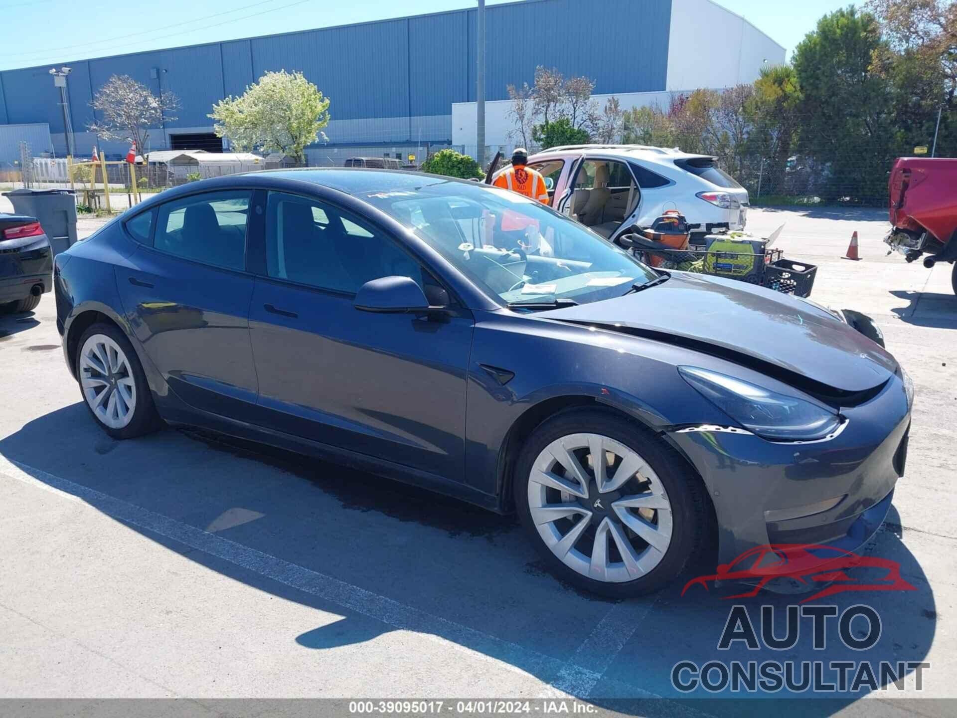 TESLA MODEL 3 2021 - 5YJ3E1EB6MF028892