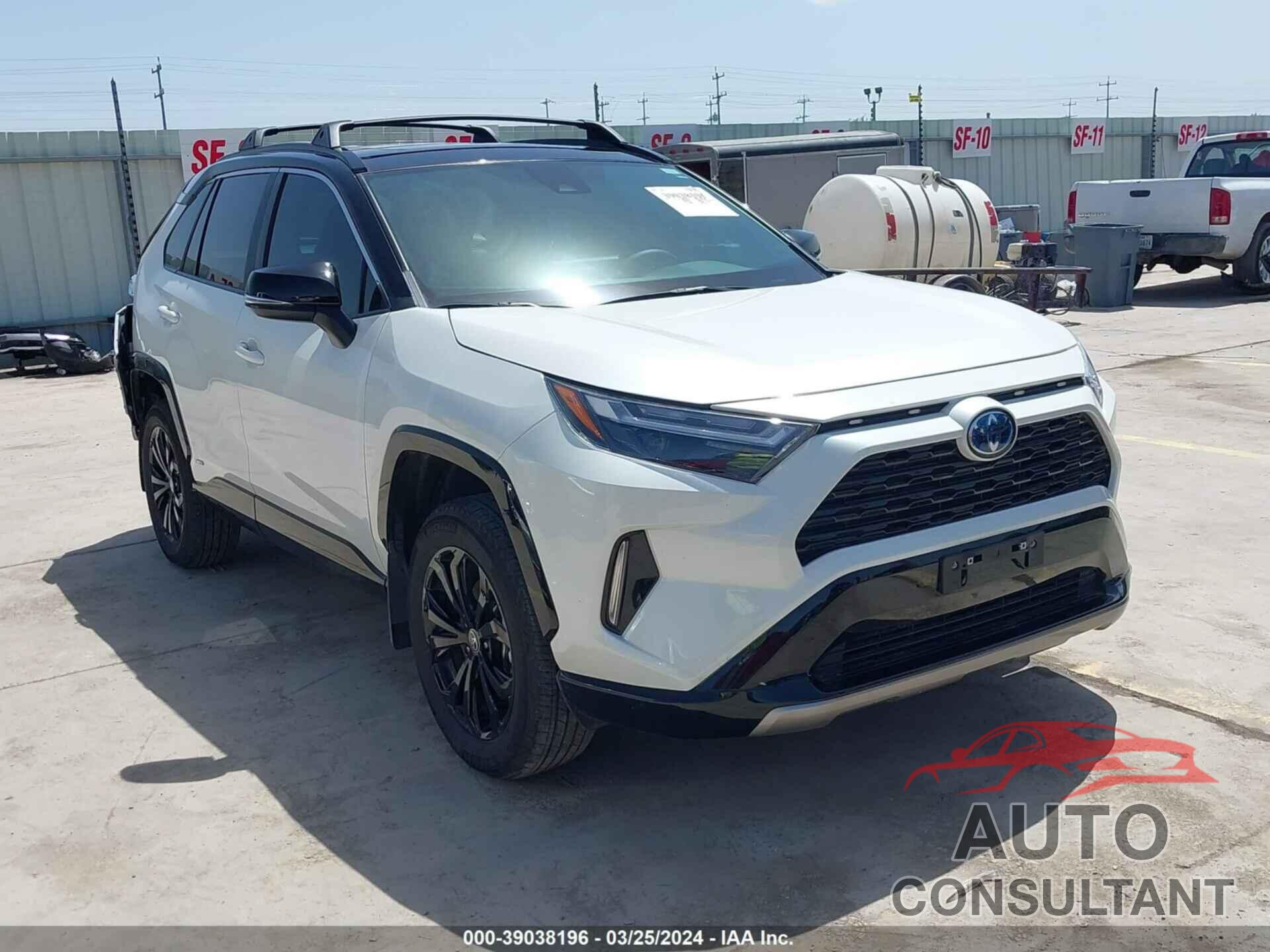 TOYOTA RAV4 2022 - 4T3E6RFV2NU099113