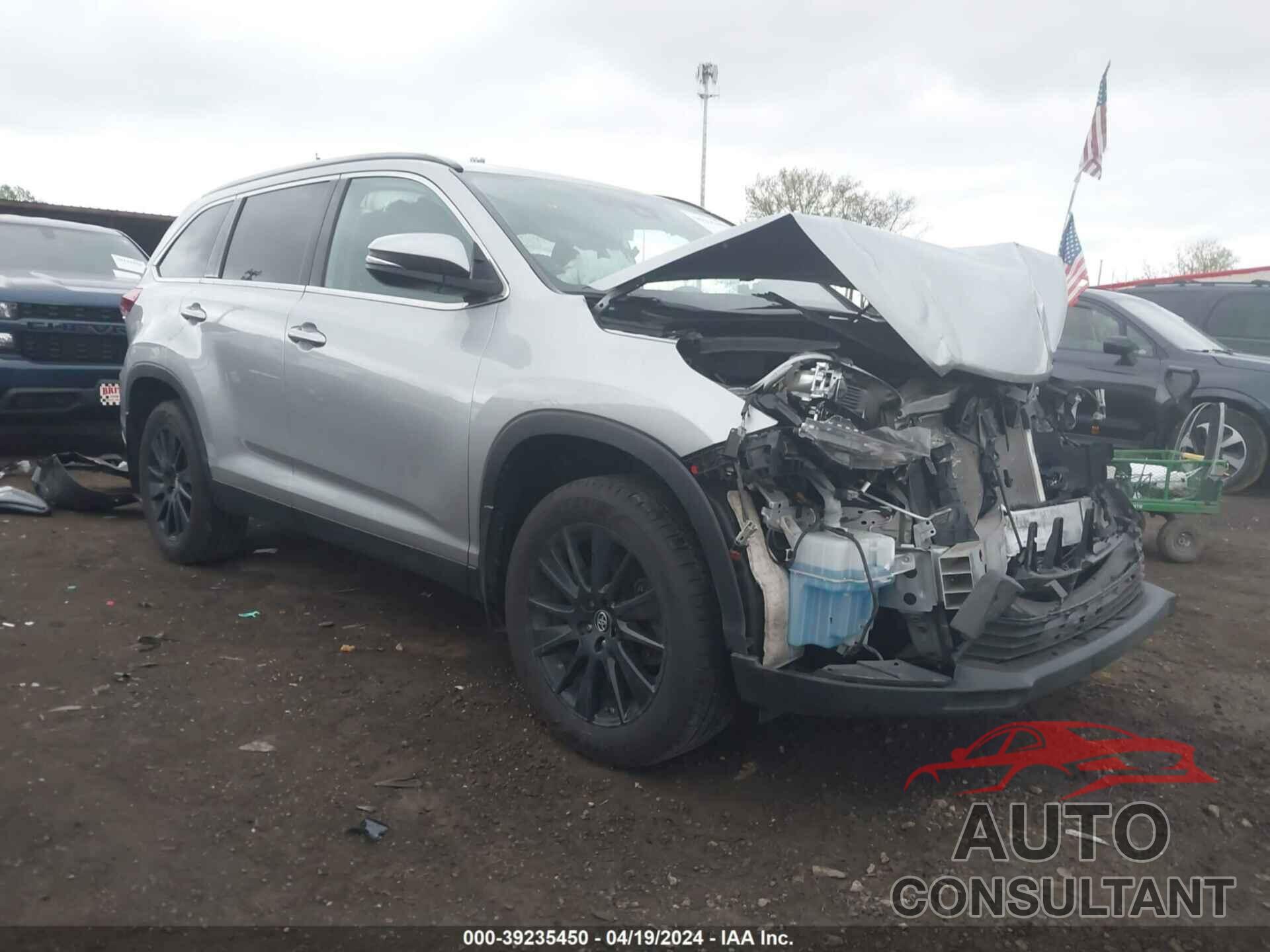 TOYOTA HIGHLANDER 2019 - 5TDKZRFH2KS555855