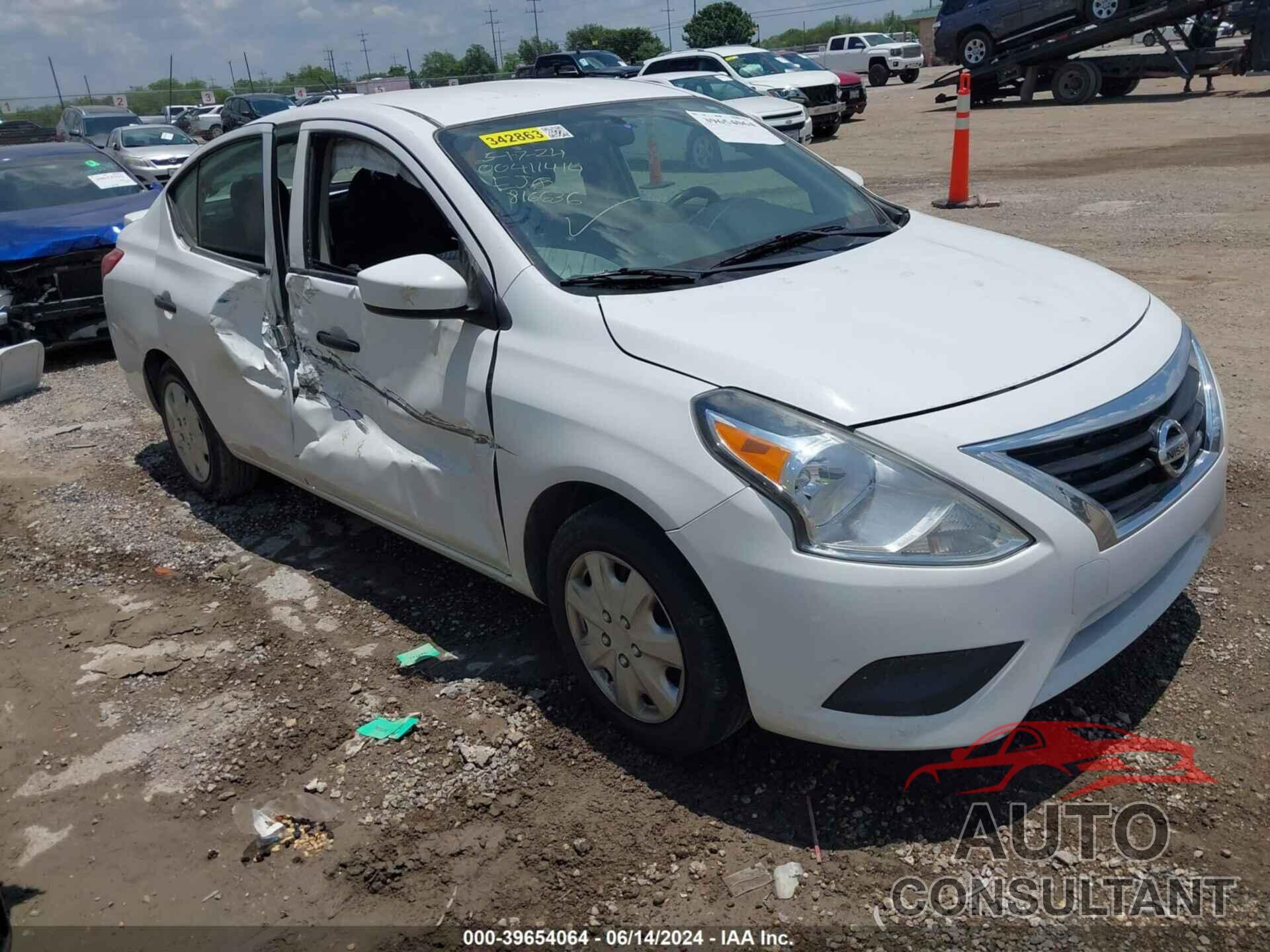 NISSAN VERSA 2019 - 3N1CN7AP9KL816636