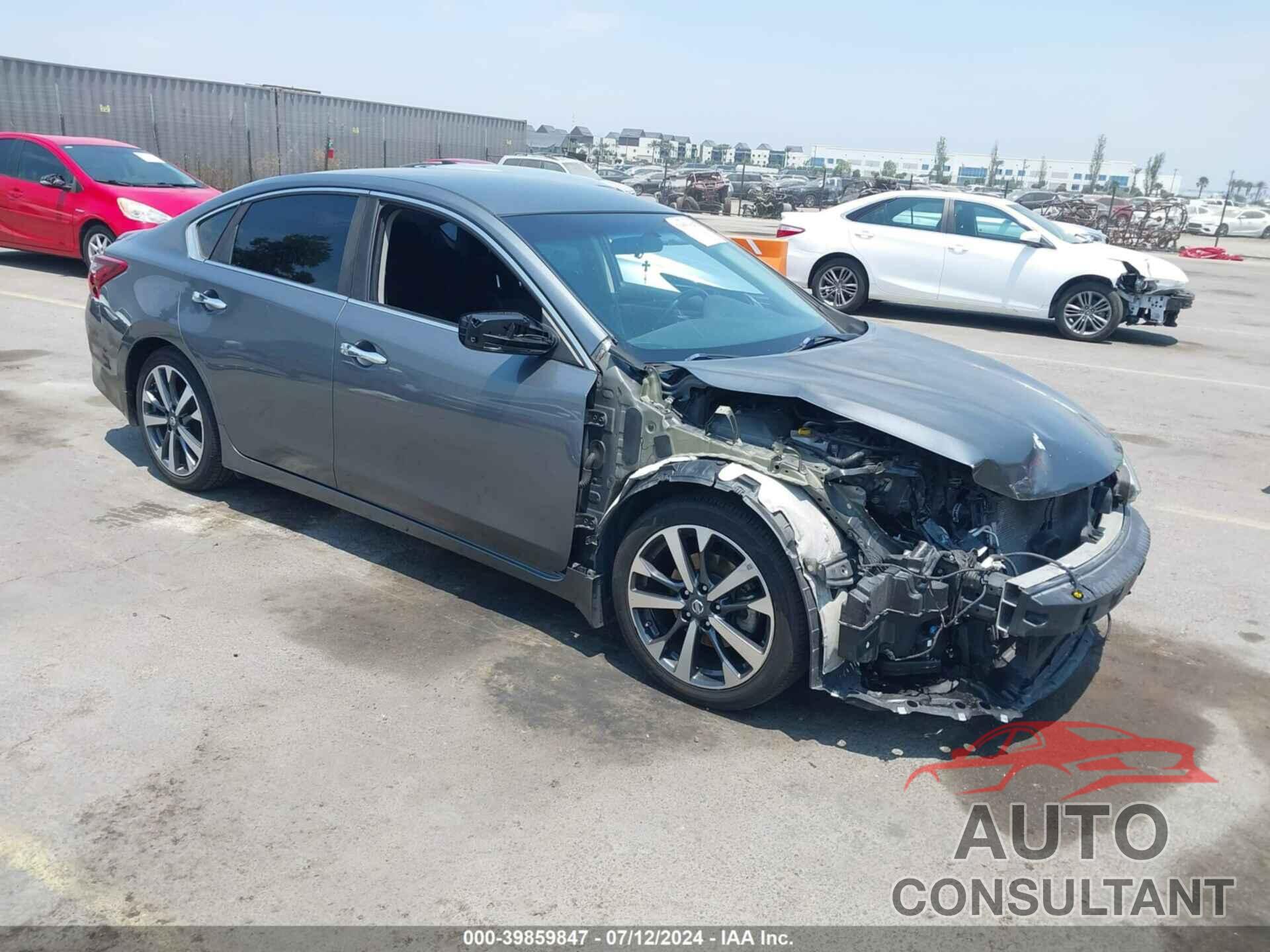 NISSAN ALTIMA 2017 - 1N4AL3AP4HC295726