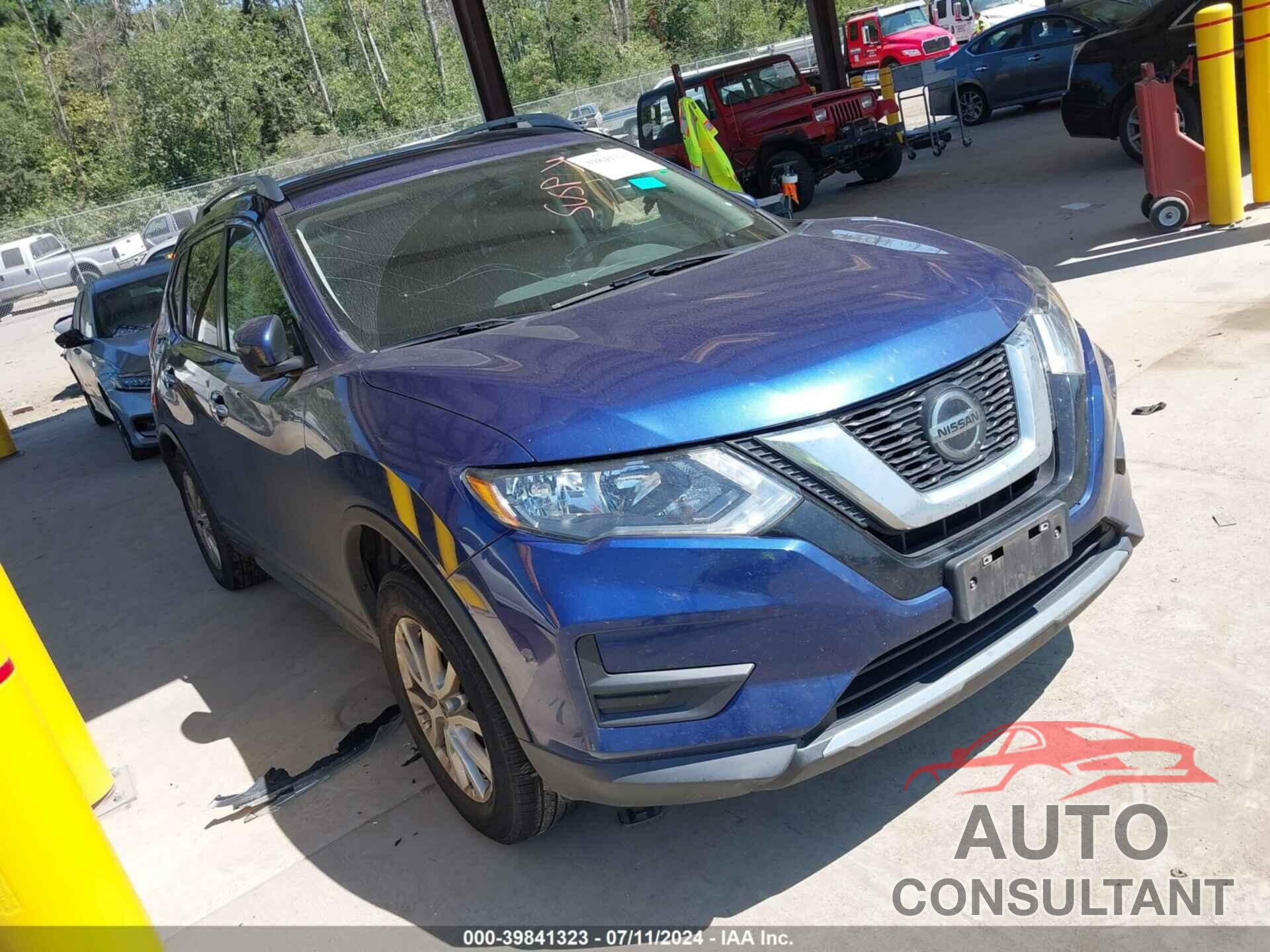 NISSAN ROGUE 2018 - 5N1AT2MV1JC801156