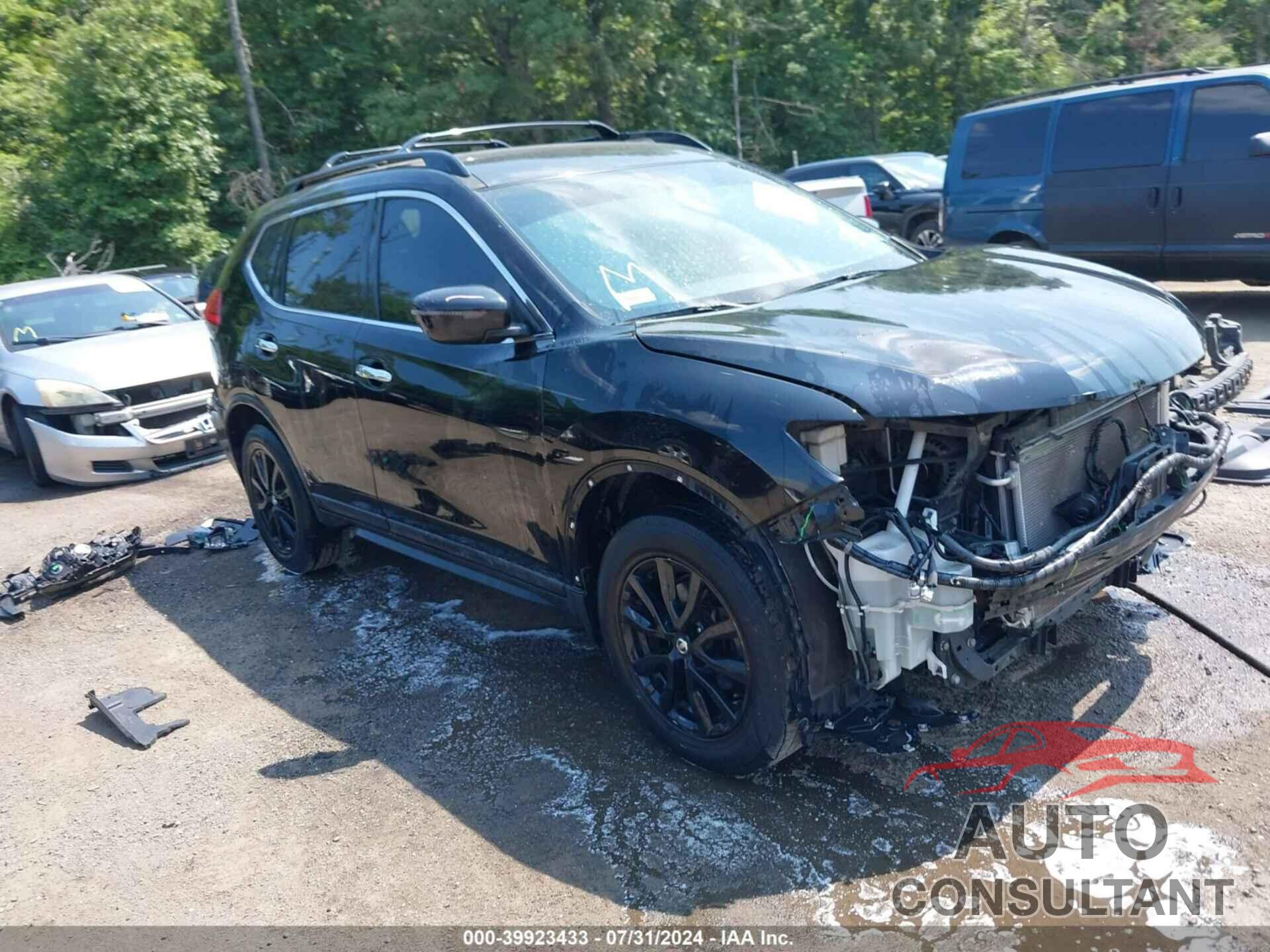 NISSAN ROGUE 2017 - 5N1AT2MV9HC821570