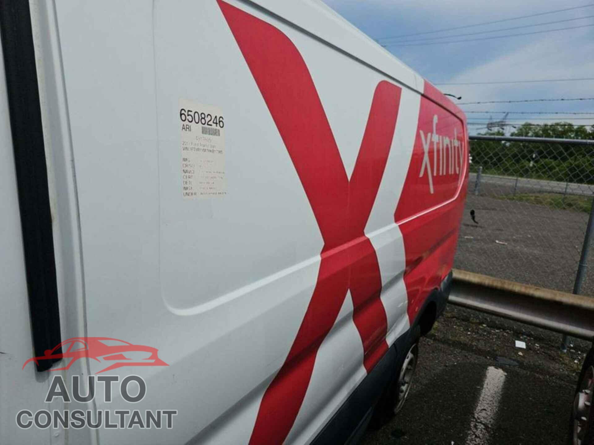 FORD TRANSIT 2017 - 1FTYR1YM7HKB17385