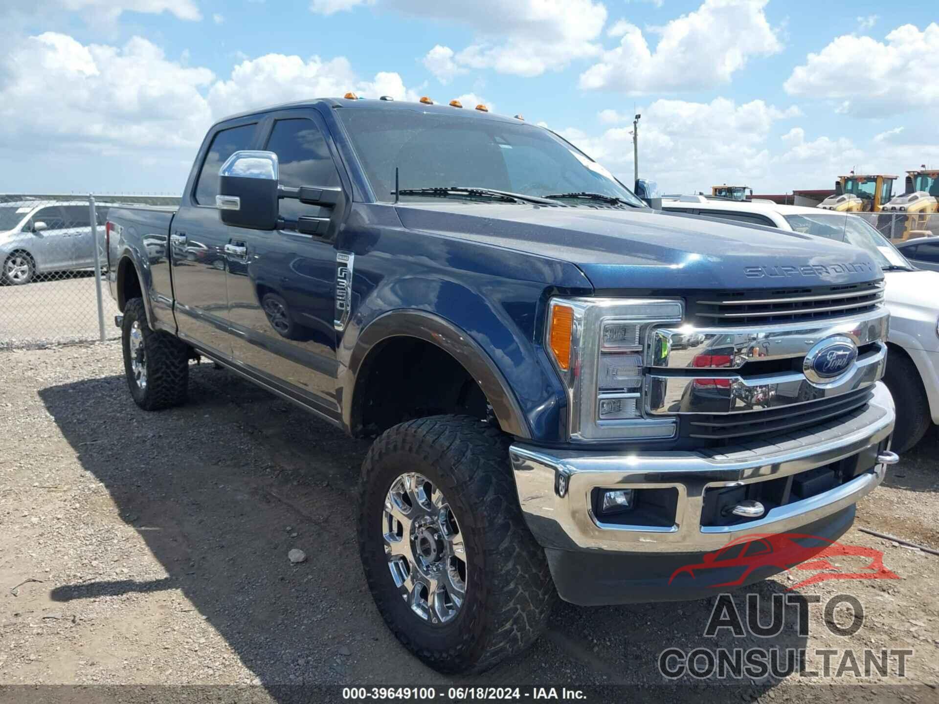 FORD F-350 2017 - 1FT8W3BT4HEF07895