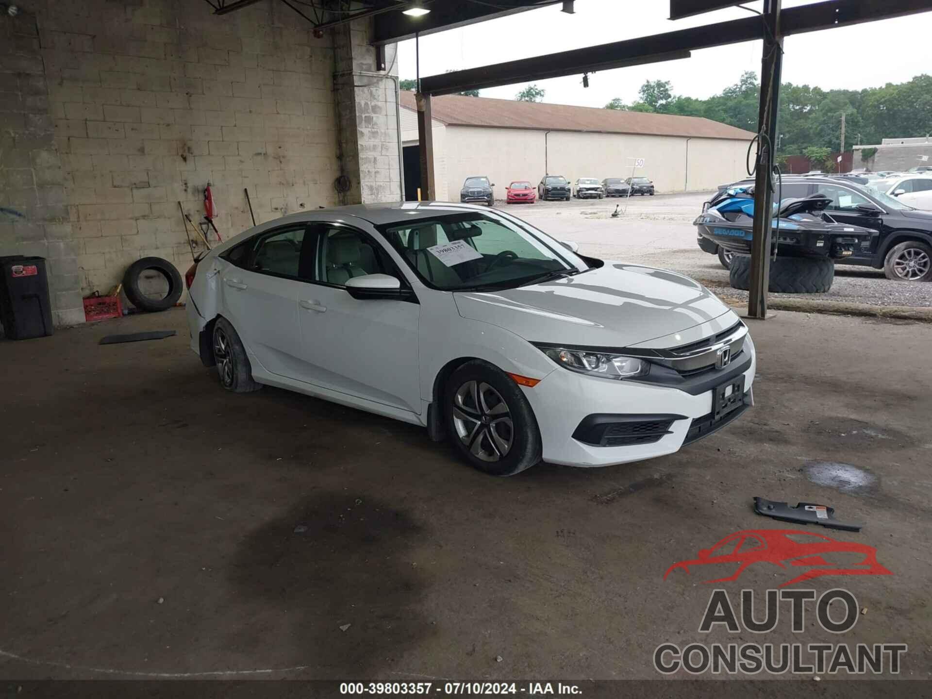 HONDA CIVIC 2018 - 2HGFC2F52JH555904