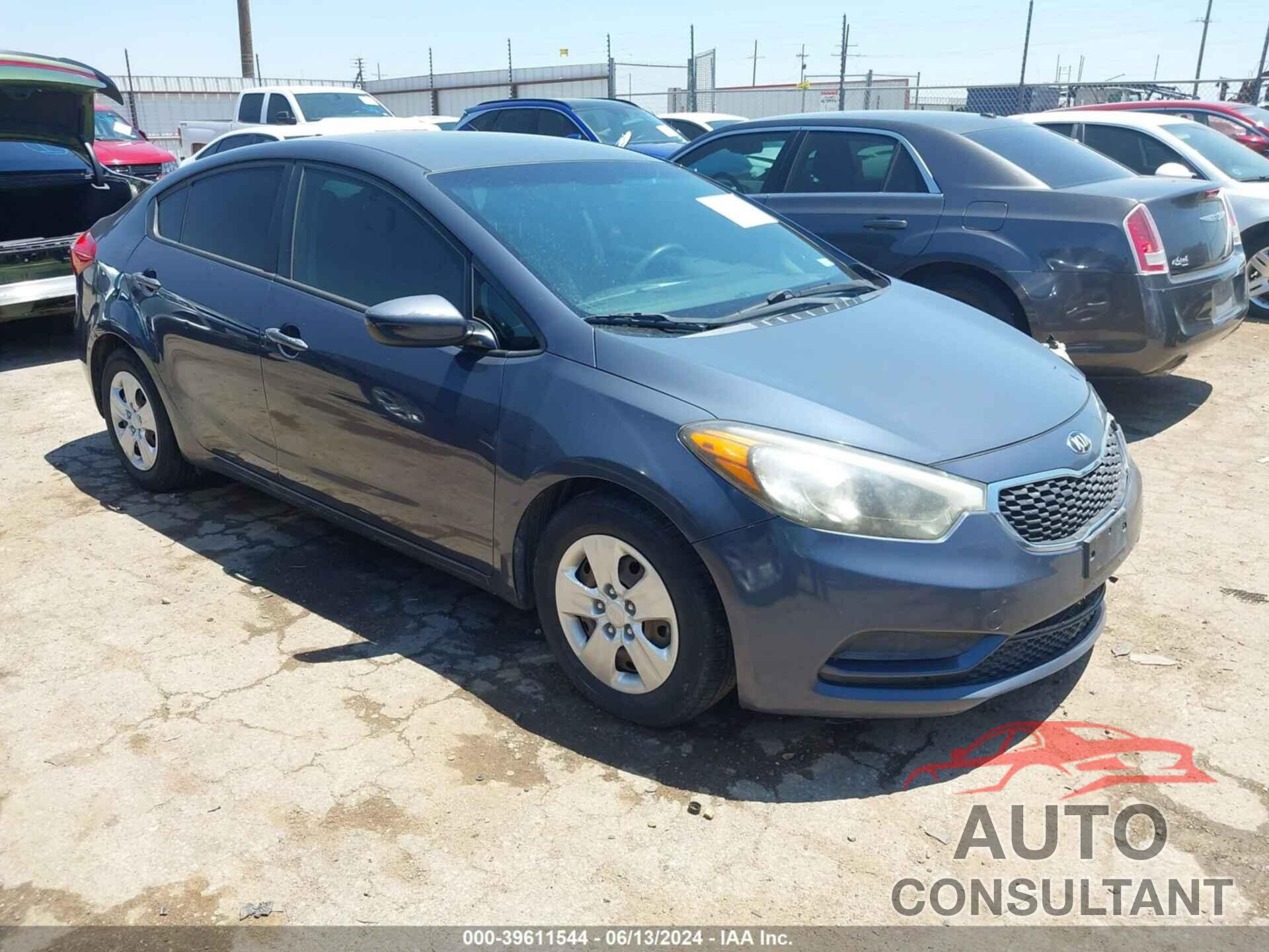 KIA FORTE 2016 - KNAFK4A60G5565793