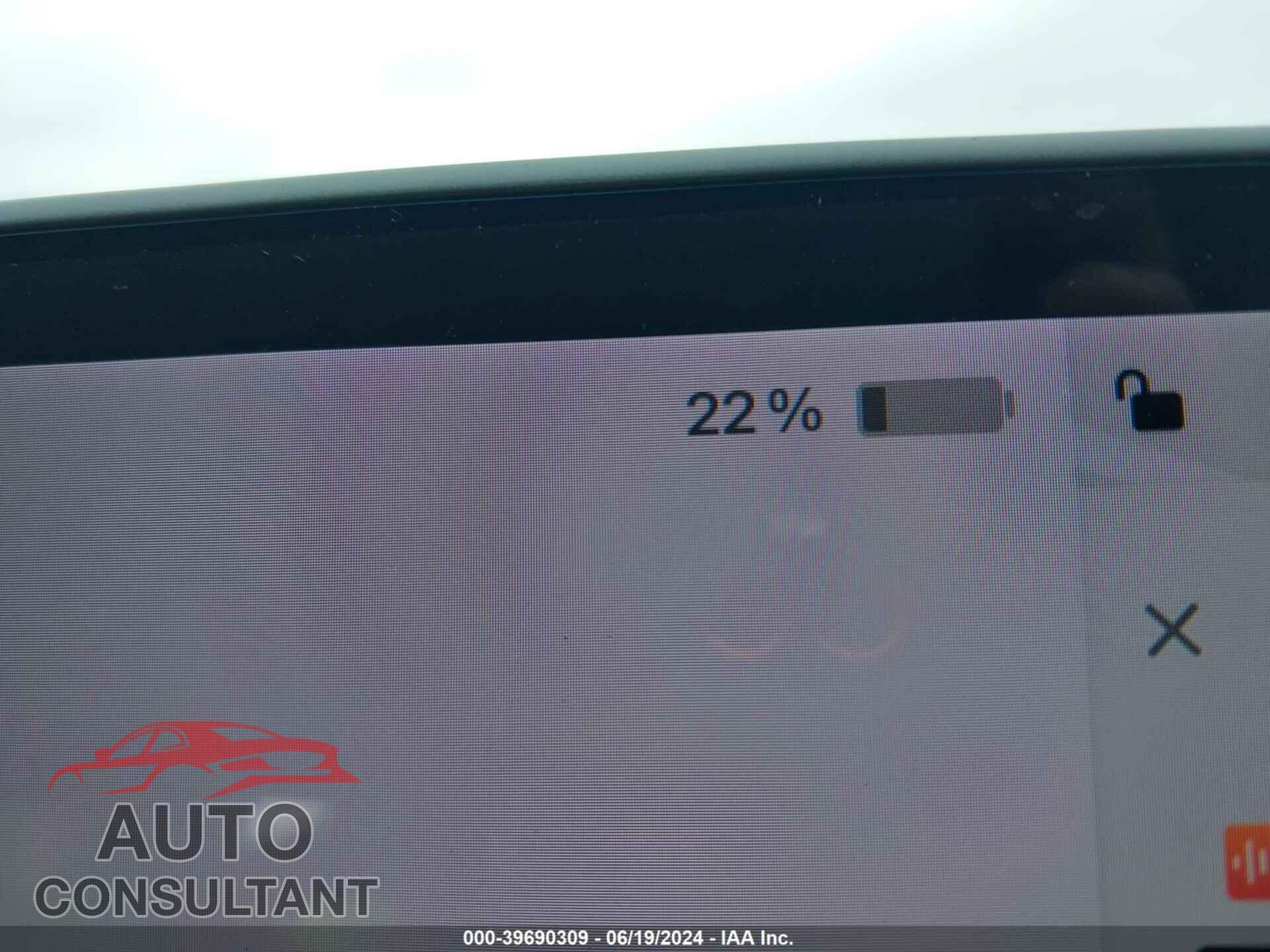 TESLA MODEL 3 2018 - 5YJ3E1EA5JF044343