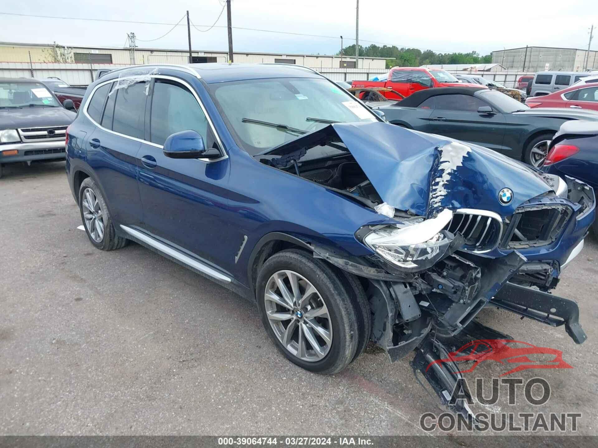 BMW X3 2018 - 5UXTR9C58JLD71648