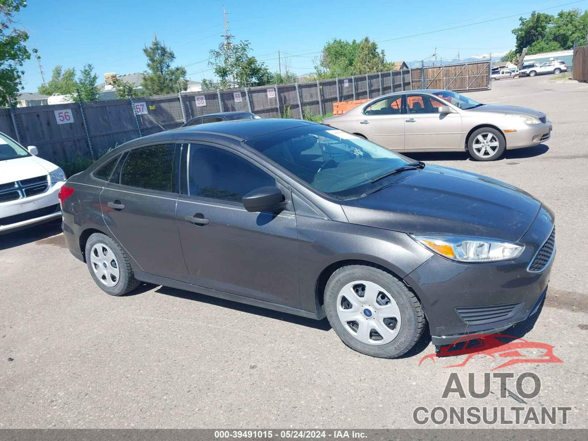 FORD FOCUS 2017 - 1FADP3E25HL284413