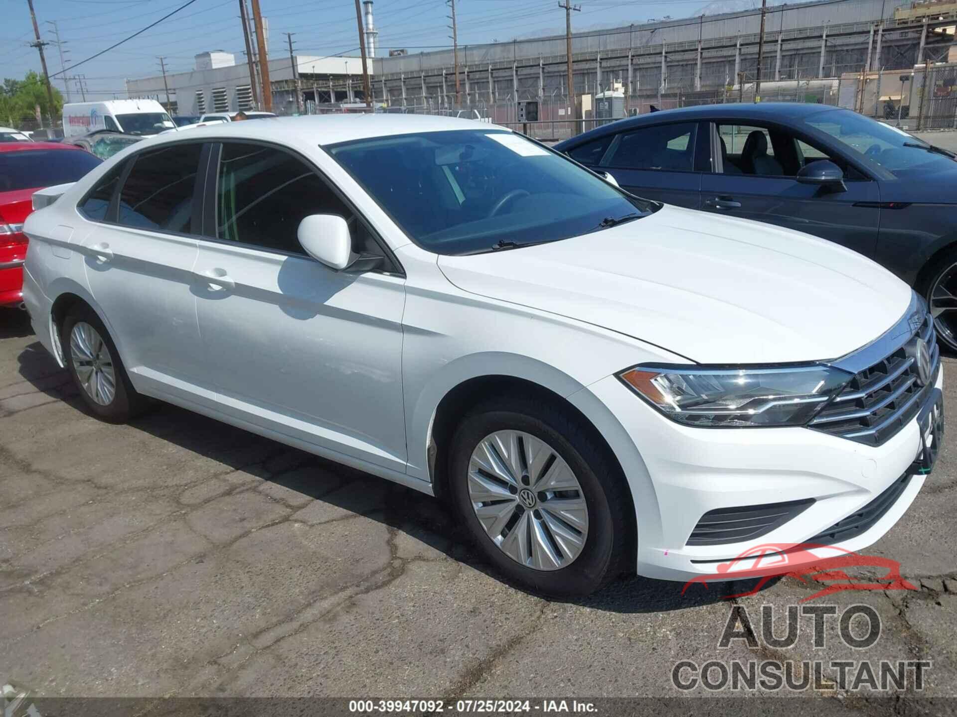 VOLKSWAGEN JETTA 2019 - 3VWC57BU7KM262487