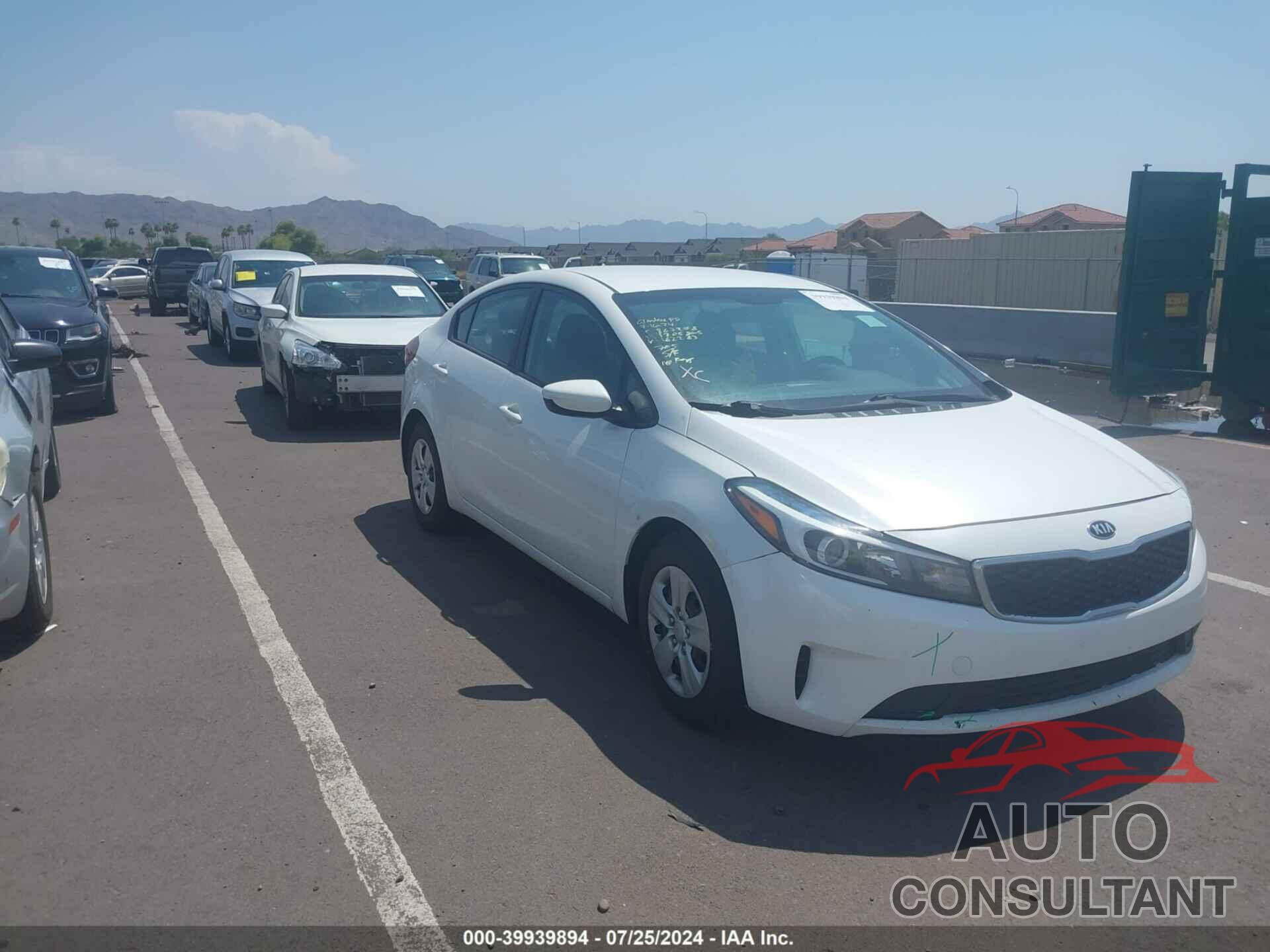 KIA FORTE 2018 - 3KPFL4A76JE182283