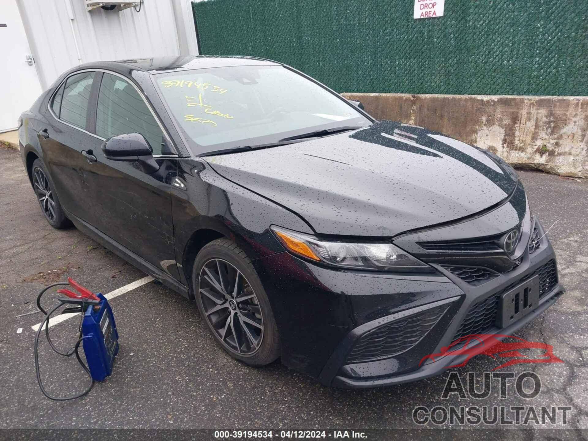 TOYOTA CAMRY 2021 - 4T1G11AK4MU485318