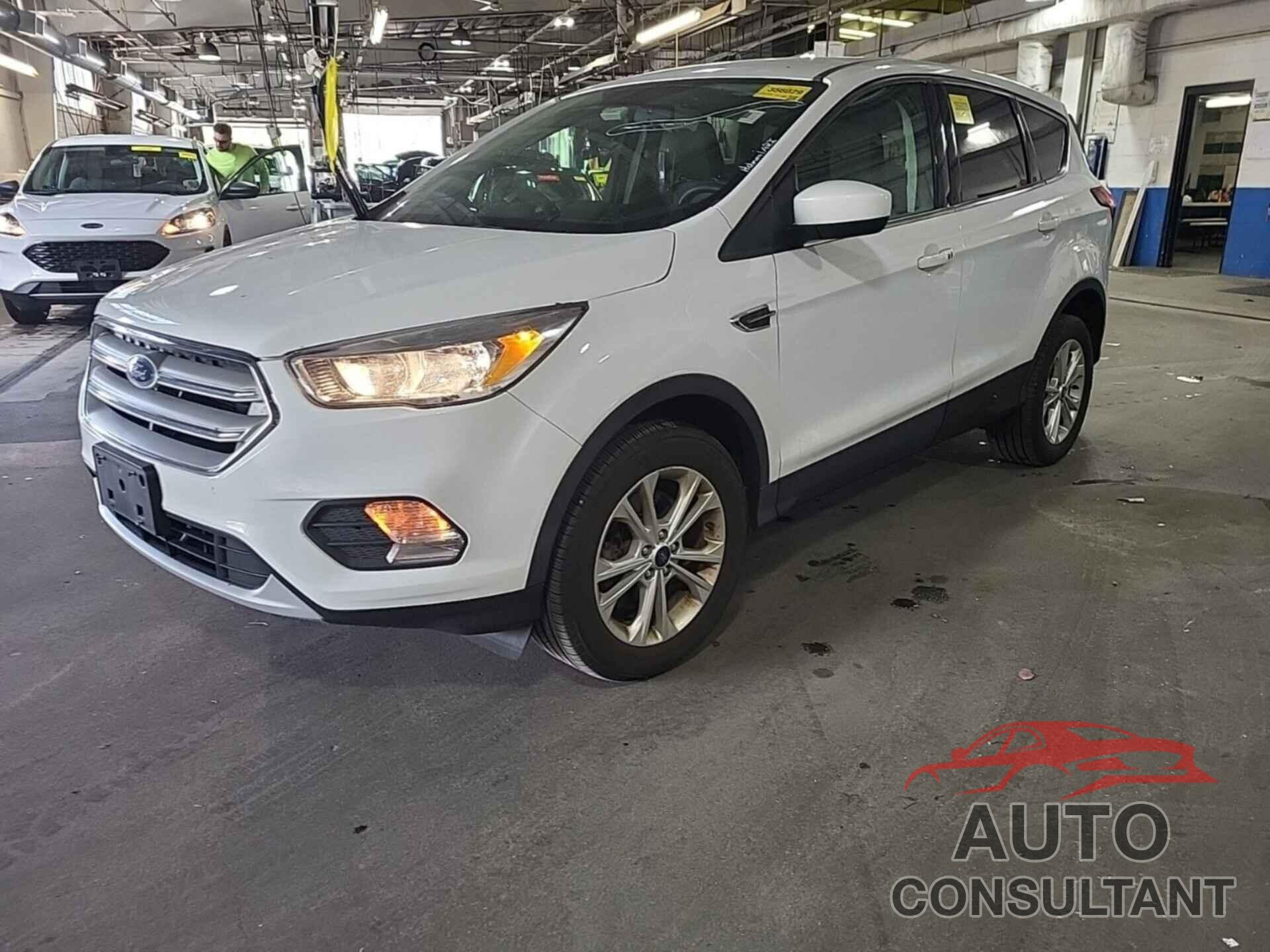 FORD ESCAPE 2019 - 1FMCU9GD8KUC07502