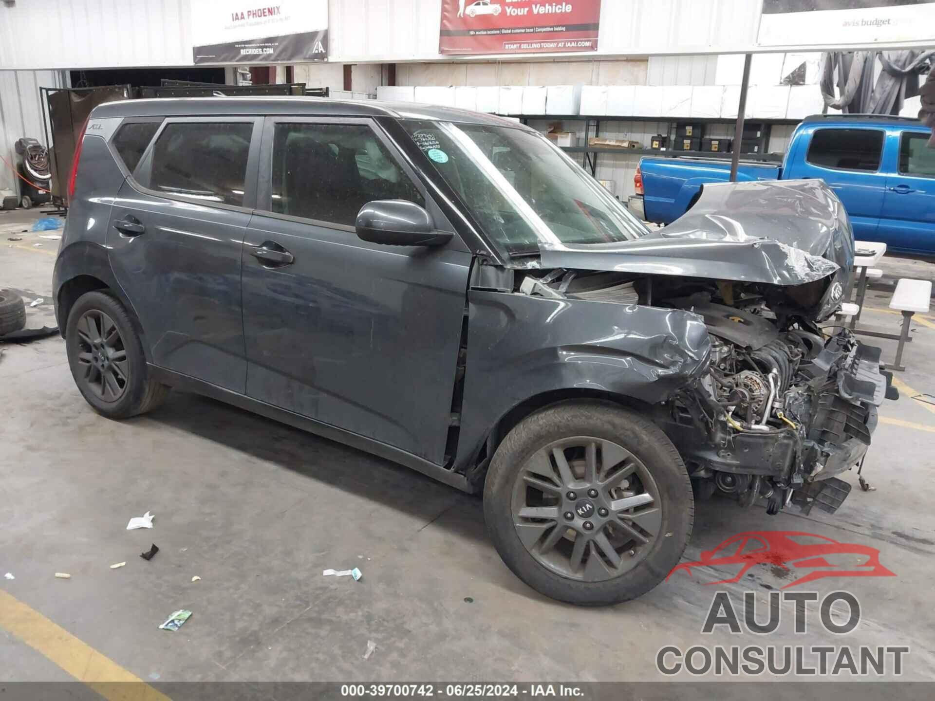 KIA SOUL 2021 - KNDJ33AU1M7762720