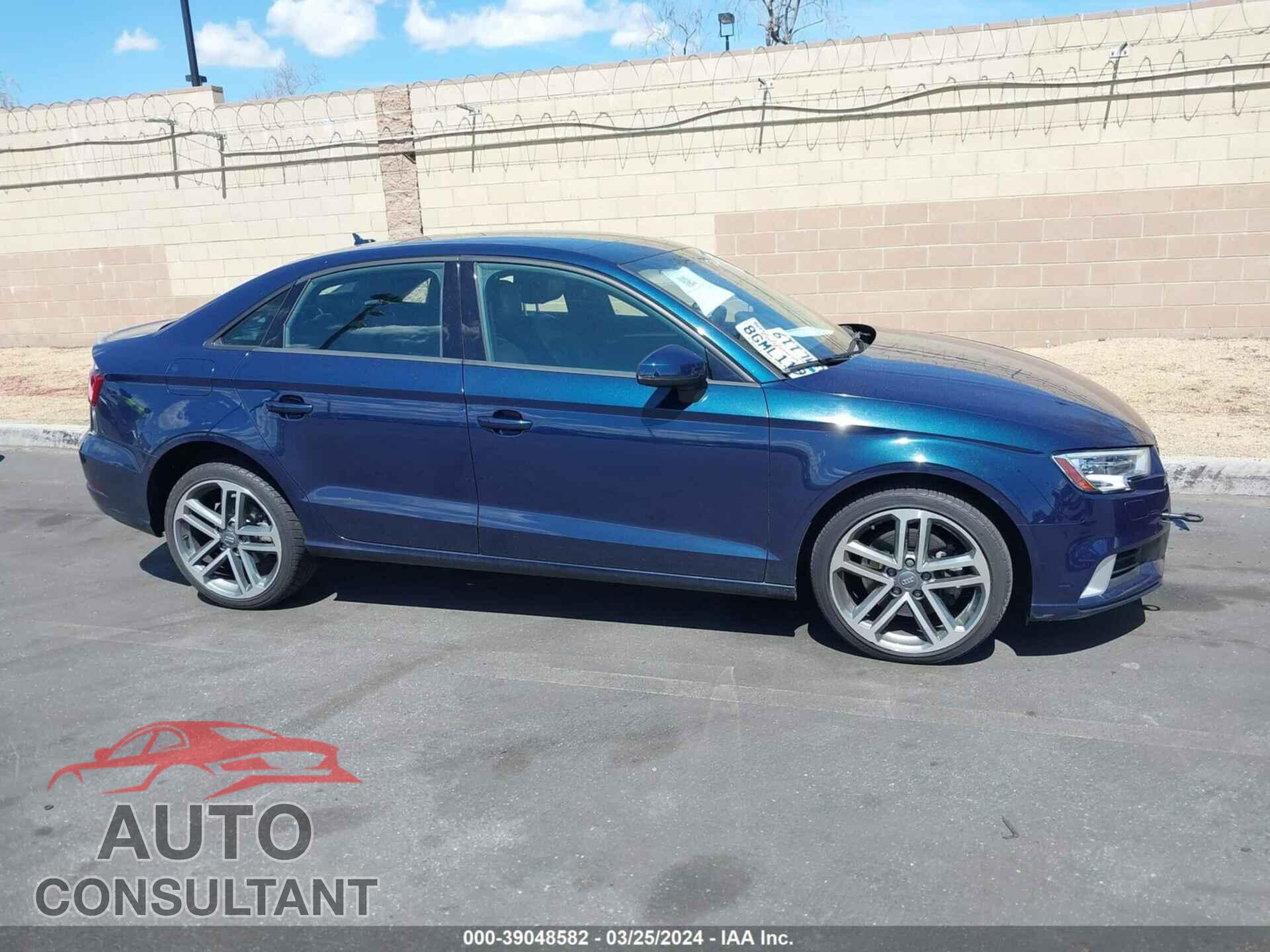 AUDI A3 2017 - WAUAUGFF2H1077260