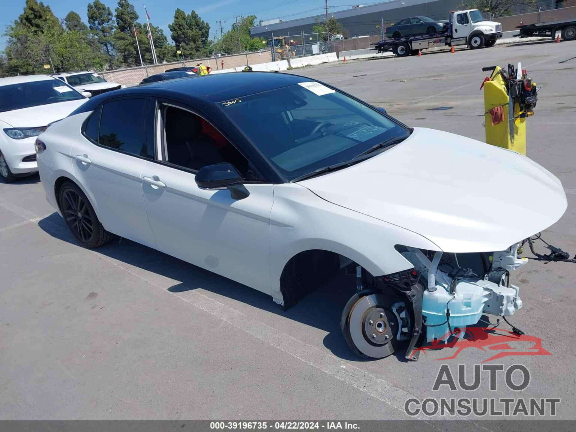 TOYOTA CAMRY 2023 - 4T1K61AK6PU084210
