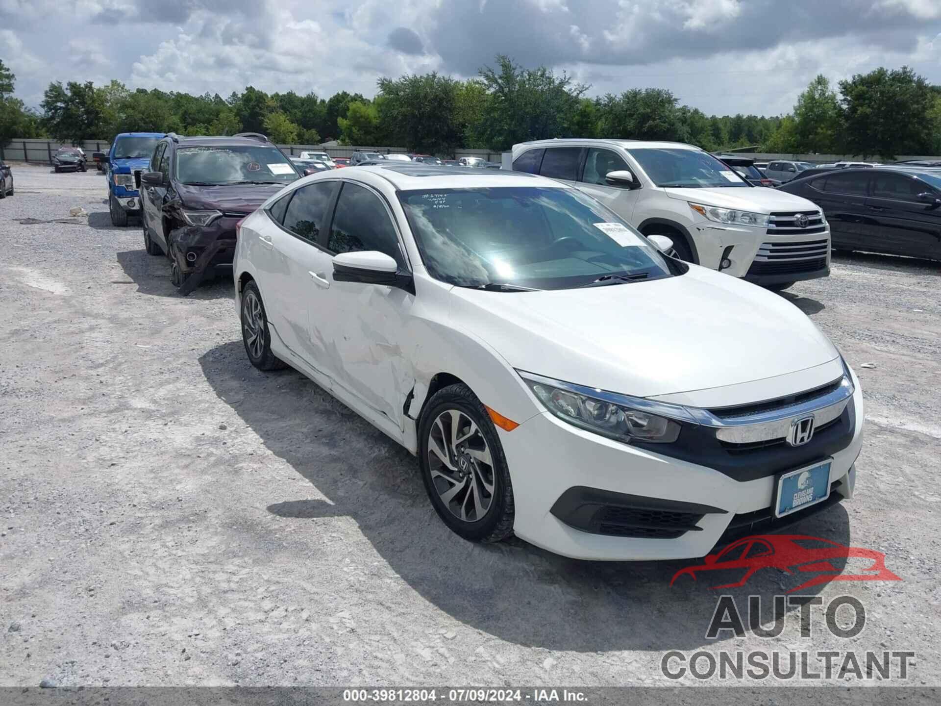 HONDA CIVIC 2018 - 19XFC2F76JE034891