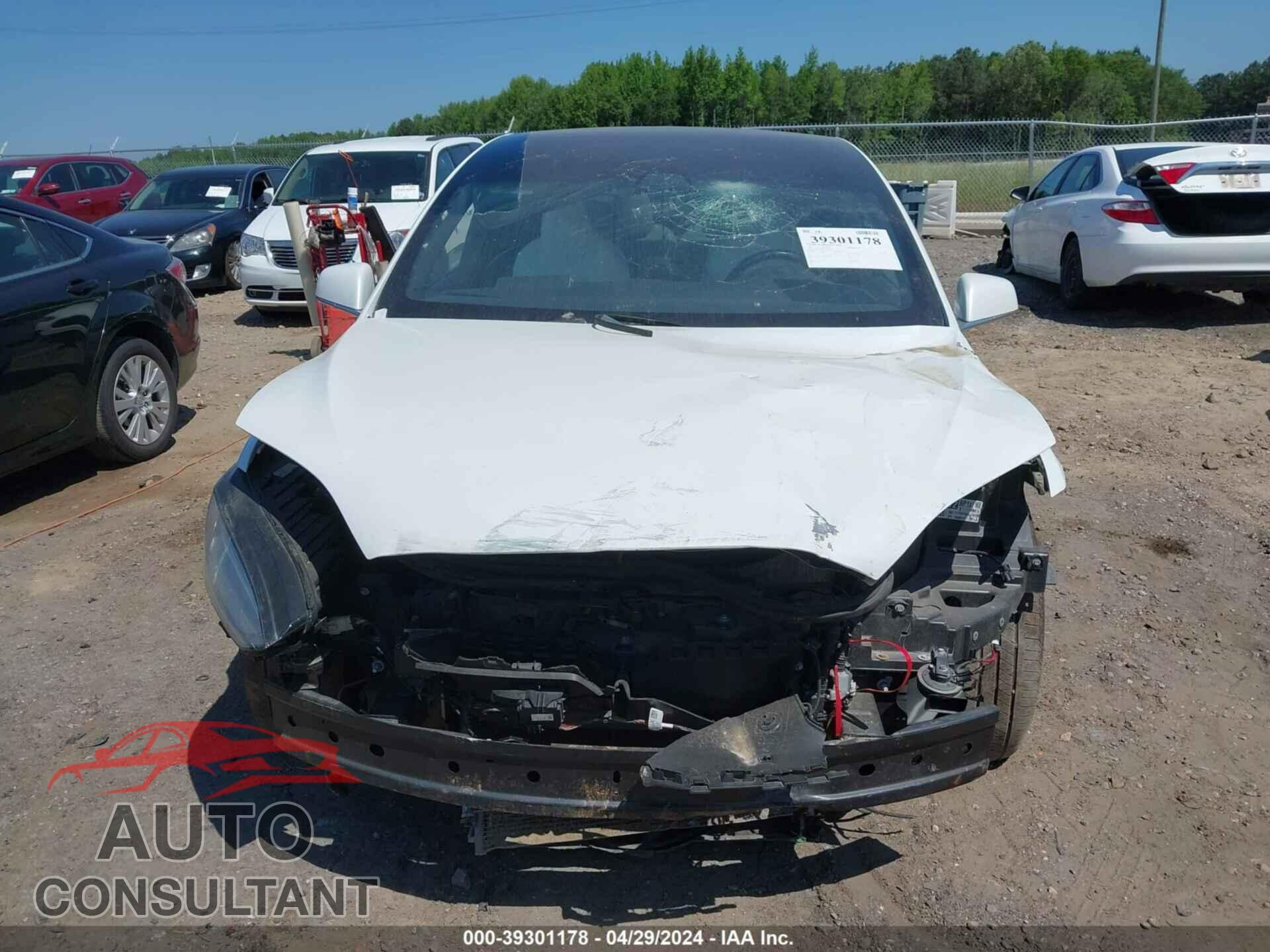 TESLA MODEL X 2017 - 5YJXCBE40HF057633