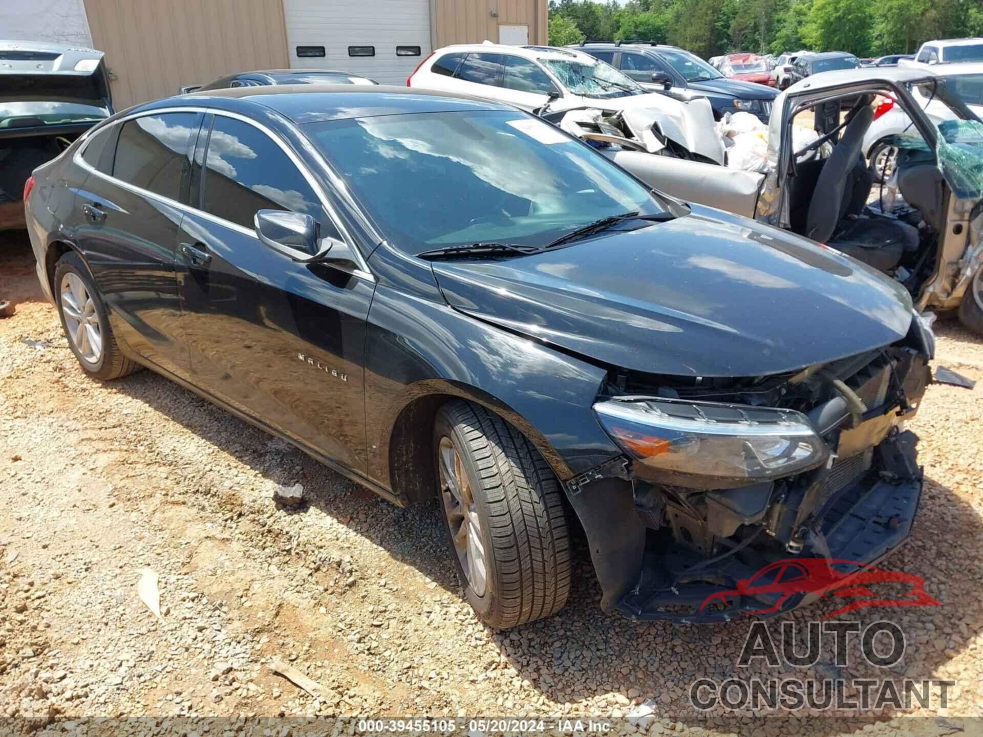 CHEVROLET MALIBU 2017 - 1G1ZE5ST6HF185105