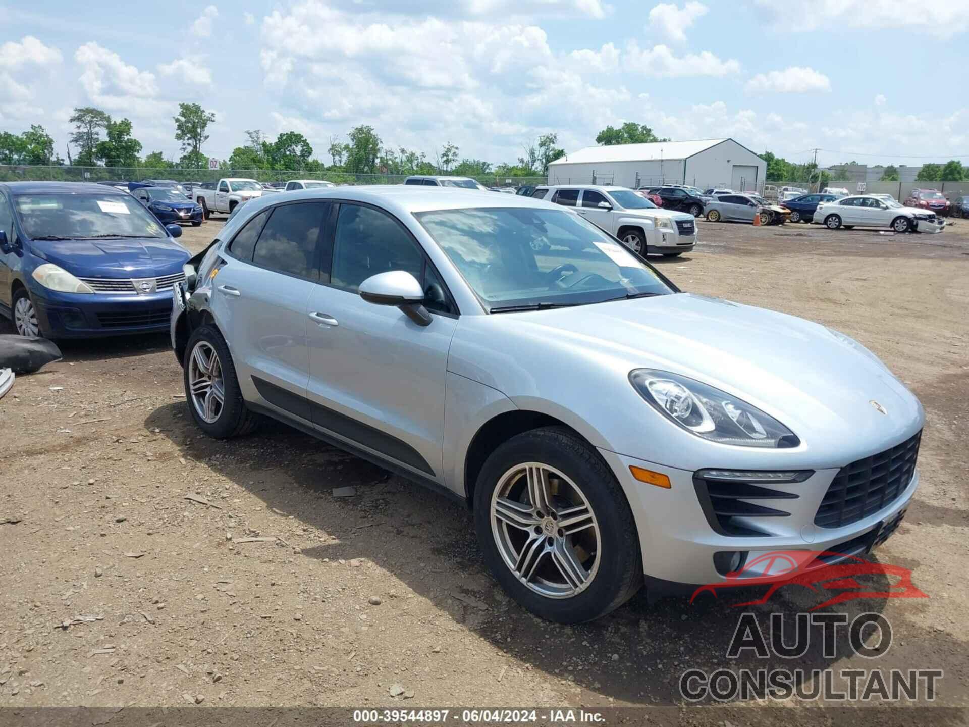 PORSCHE MACAN 2017 - WP1AA2A55HLB06315