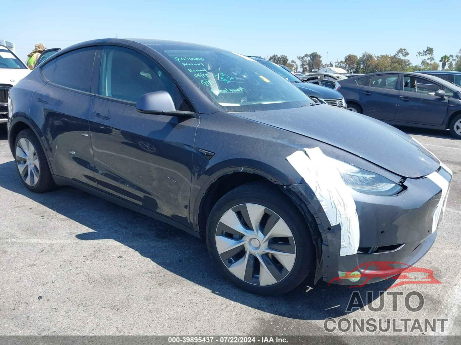 TESLA MODEL Y 2021 - 5YJYGDEEXMF229903