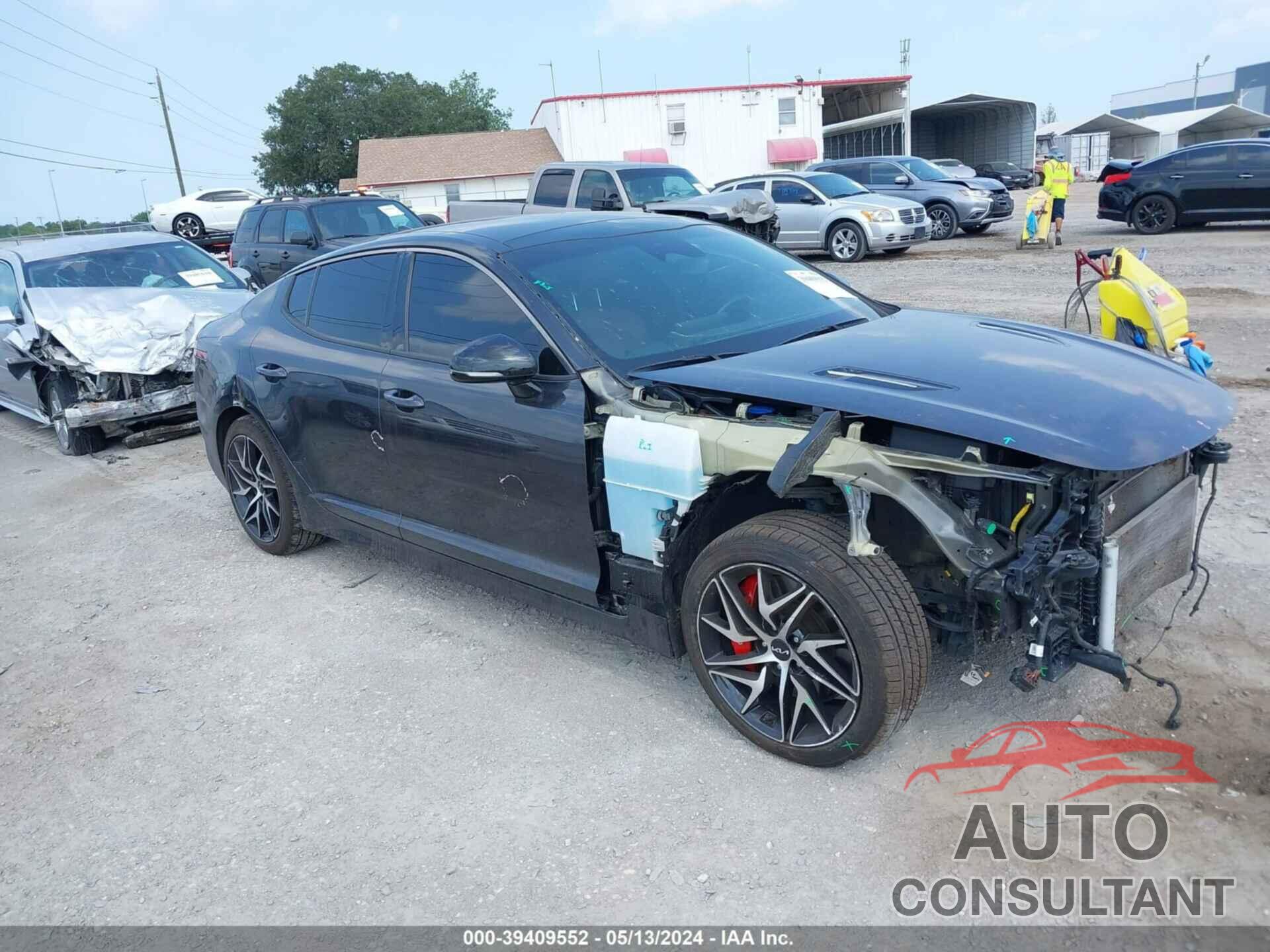 KIA STINGER 2023 - KNAE35LD7P6123226